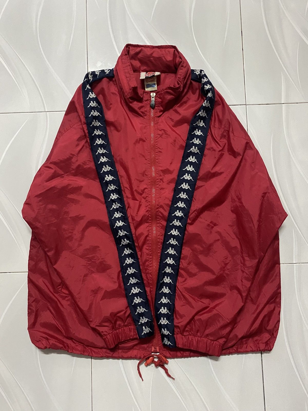 Kappa Vintage 90s Kappa Big Logo Red windbreaker jacket Size US S / EU 44-46 / 1 - 5 Thumbnail