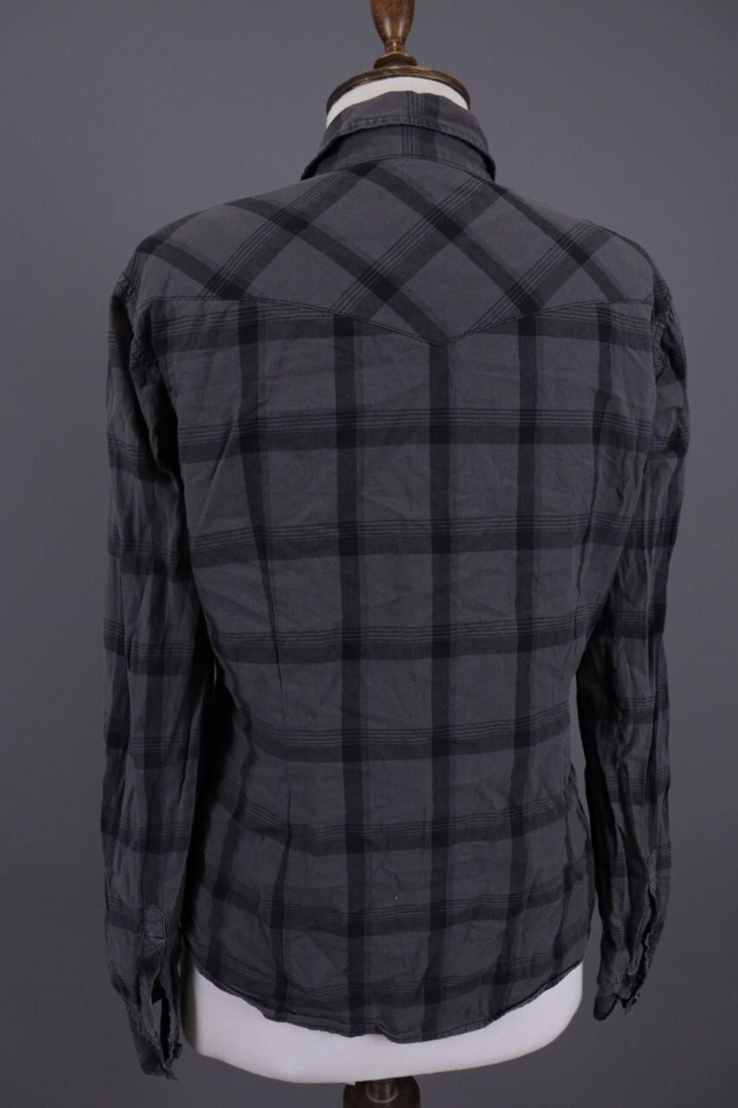 Carhartt Carhartt Gray Check Pockets Overshirt Shirt Size L Size L / US 10 / IT 46 - 11 Thumbnail
