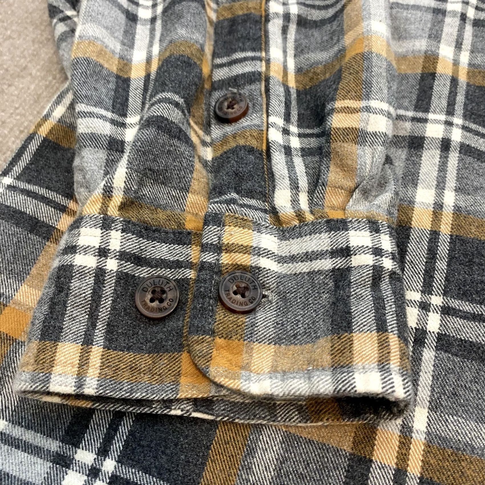 Duluth Trading Company Duluth Trading Co Shirt Mens 3XL Gray Plaid Flannel Long Sleeve Button Front Size US XXL / EU 58 / 5 - 3 Thumbnail
