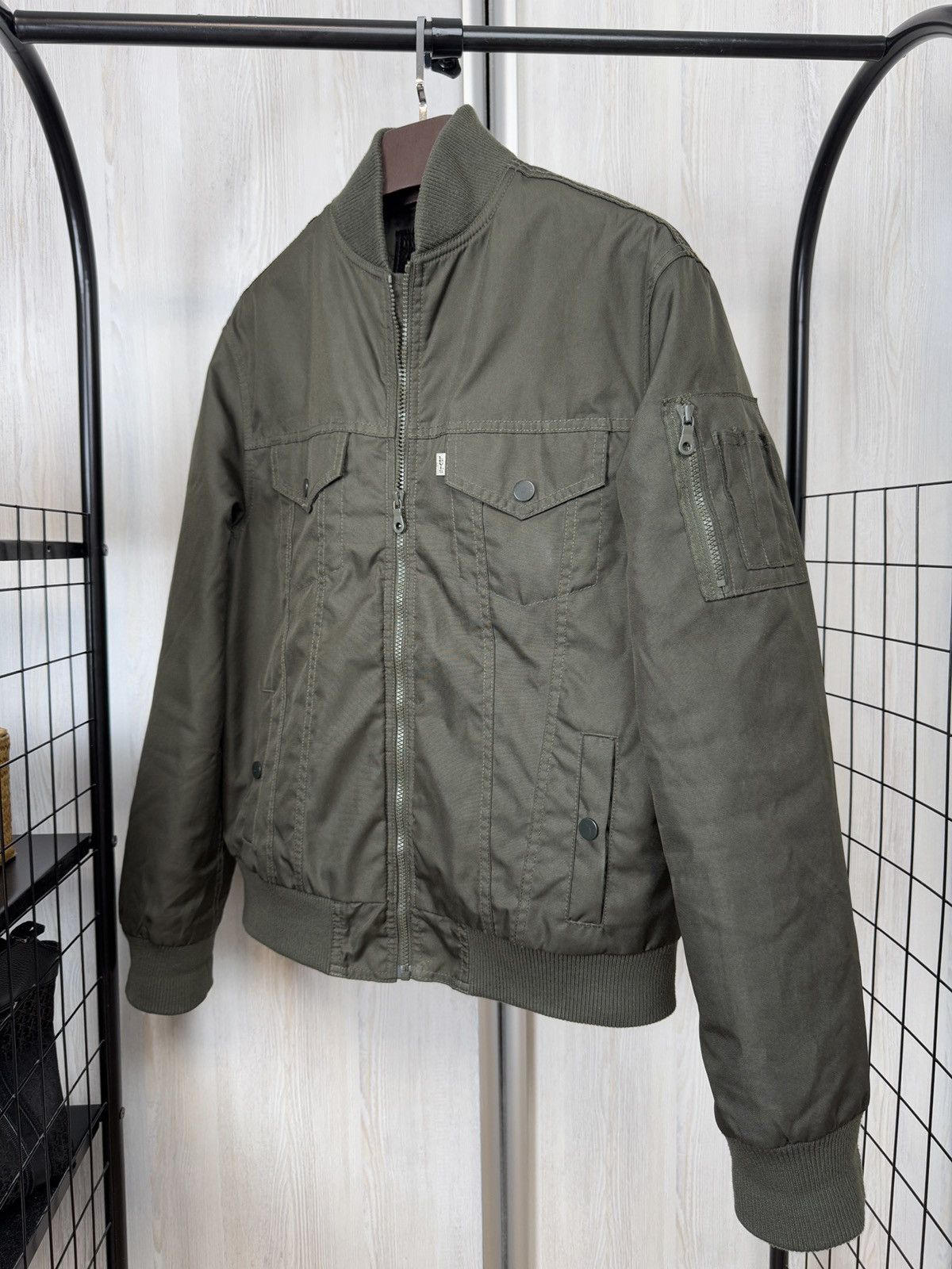 Levi's Levi’s vintage khaki green military utility bomber jacket Size US L / EU 52-54 / 3 - 1 Thumbnail