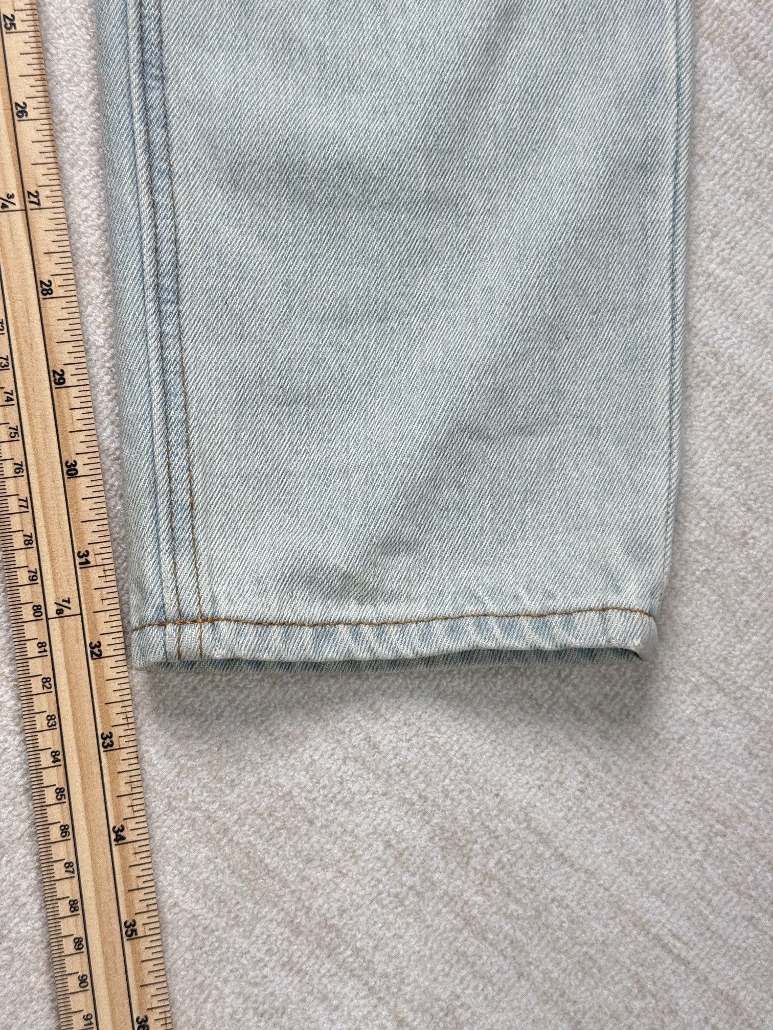 Yeezy Yeezy Season 5 Light Wash Jeans Size 32 Size US 32 / EU 48 - 13 Thumbnail