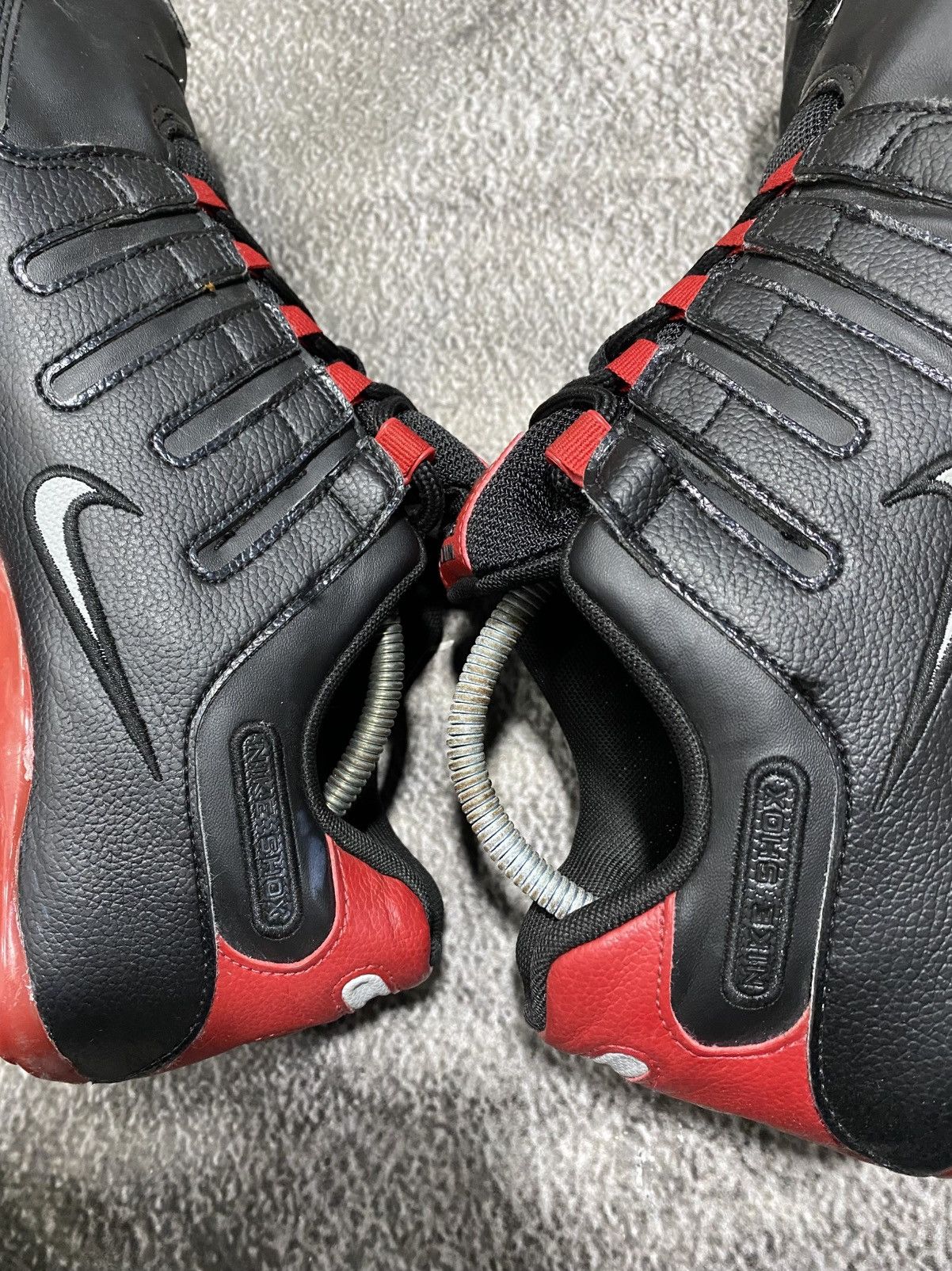Nike NIKE SHOX NZ Black Flt Silver-Gym Red Size US 11 / EU 44 - 8 Thumbnail