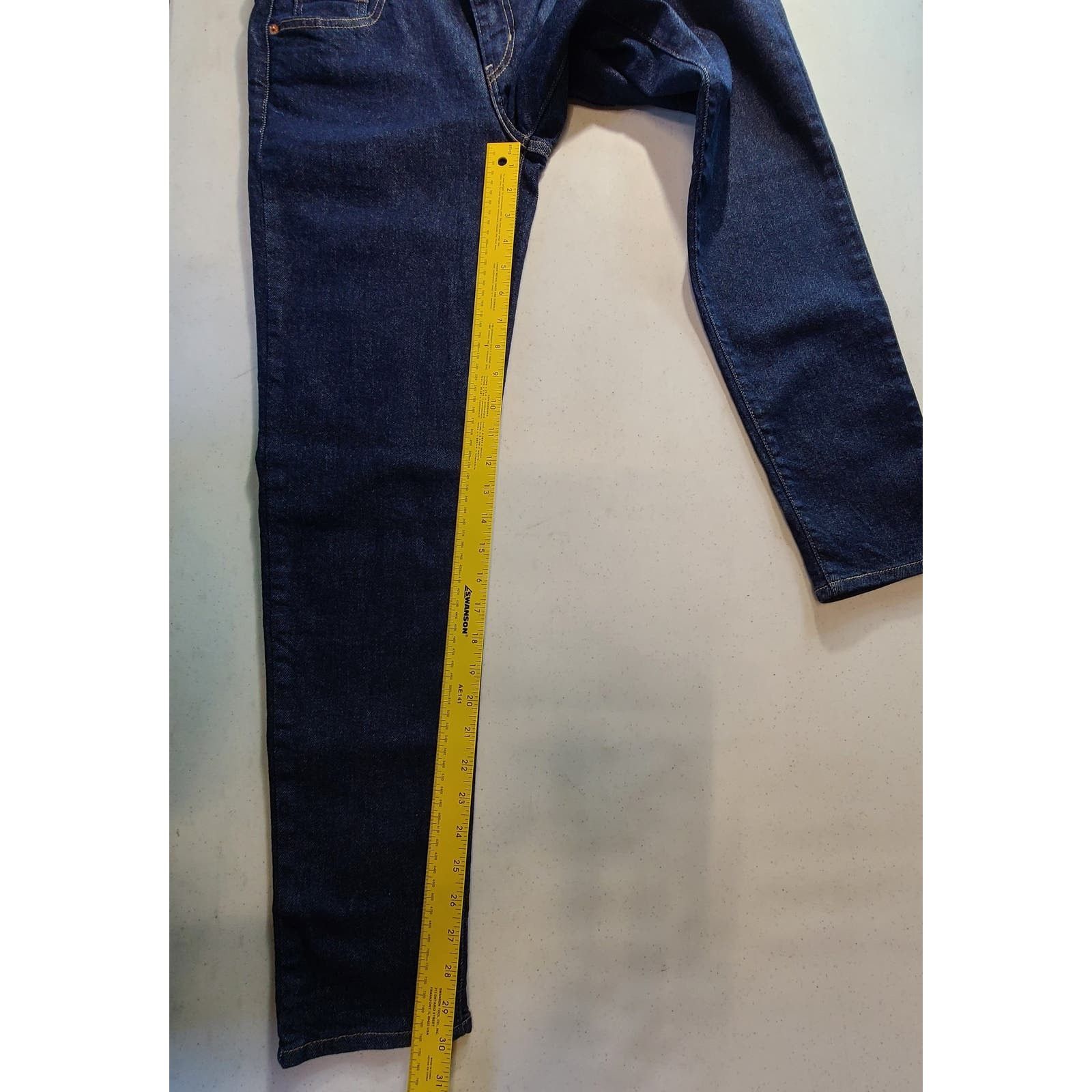 Levi's Levi's BOYFRIEND Tapered Leg Dark Wash Jeans 26 x 30 2658 Size 26" / US 2 / IT 38 - 8 Thumbnail