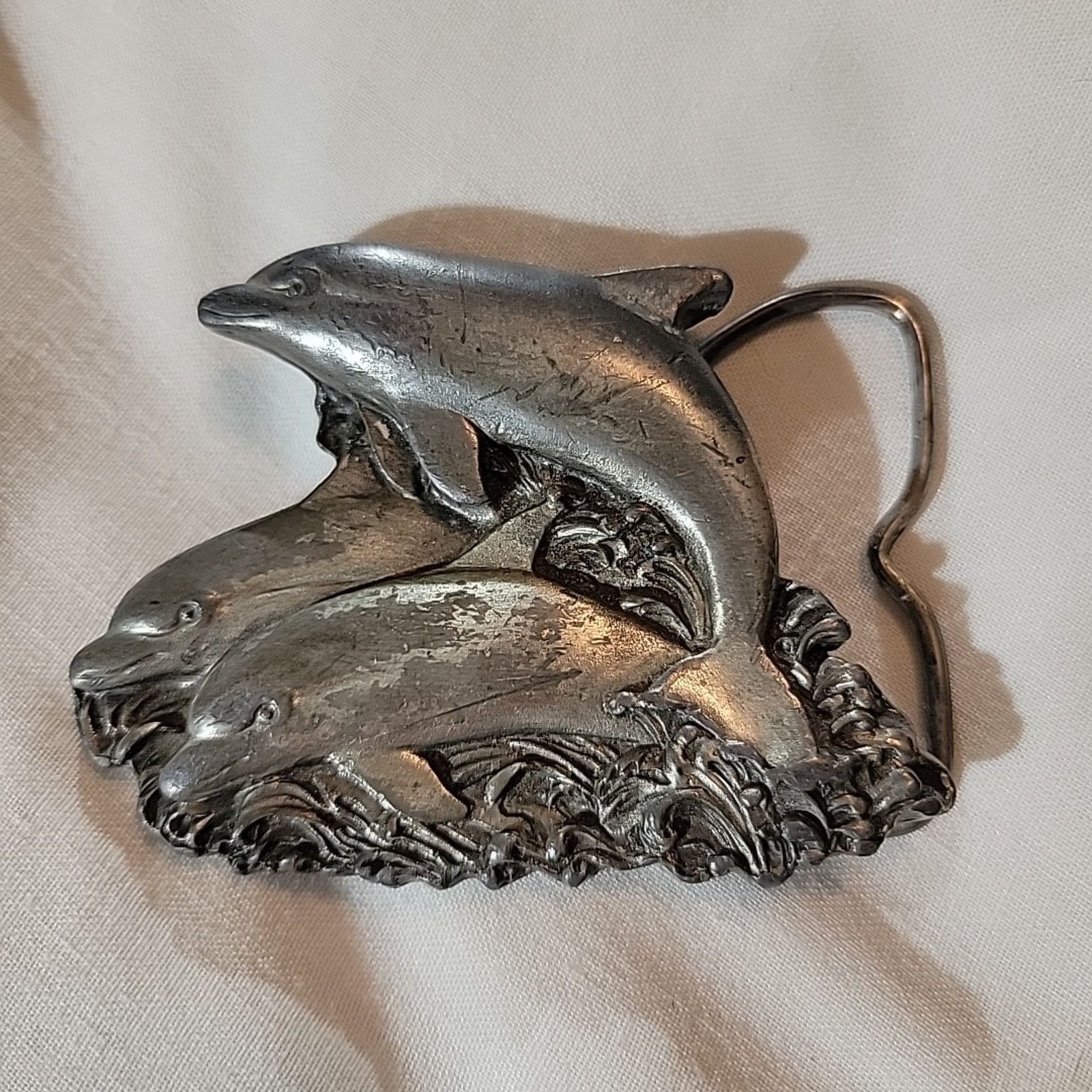 Other 1978 Pewter Bergamont 3 Dolphins Fishing Aquatic Belt Buckle Size ONE SIZE - 1 Thumbnail
