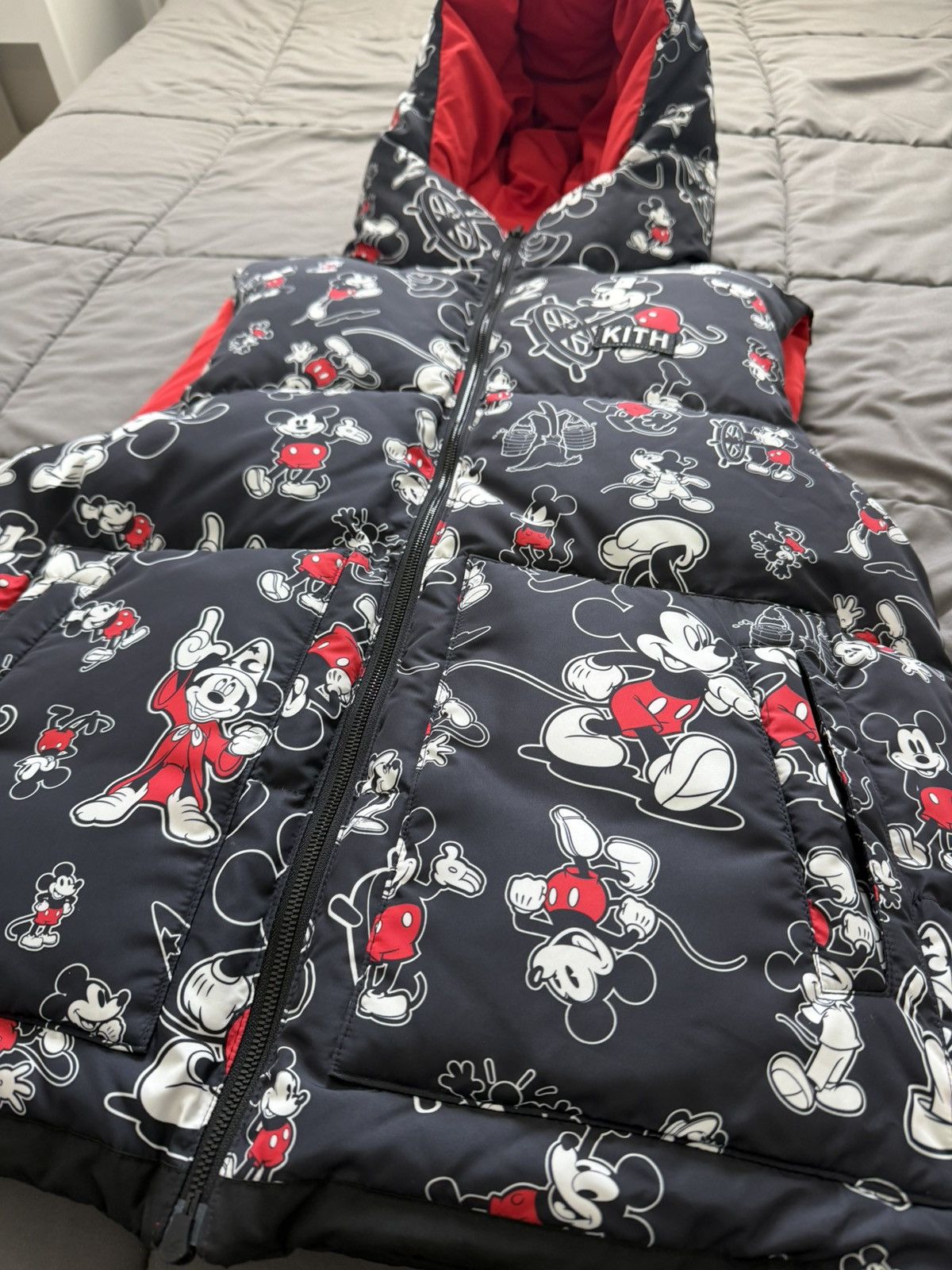 Disney × Kith Kith x Disney Reversible Vest Size US L / EU 52-54 / 3 - 3 Thumbnail