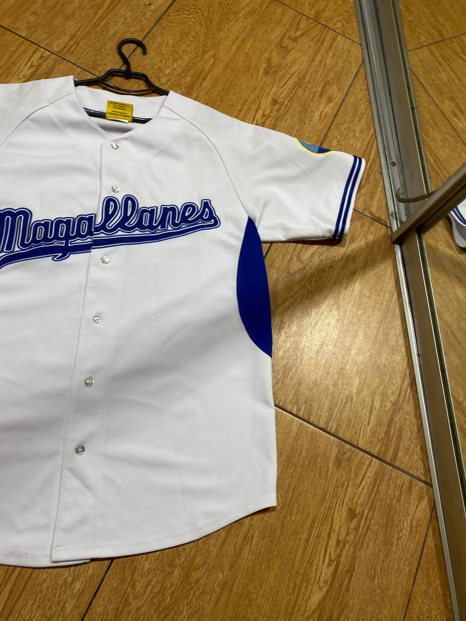 Vintage Sportwear Jerseys Magallanes T-Shirt big logo Y2K Vintage Size US S / EU 44-46 / 1 - 7 Thumbnail