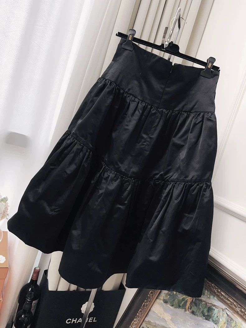 Chanel Chanel 20s roof series black mulberry silk irregular skirt Size 26" / US 2 / IT 38 - 2 Thumbnail