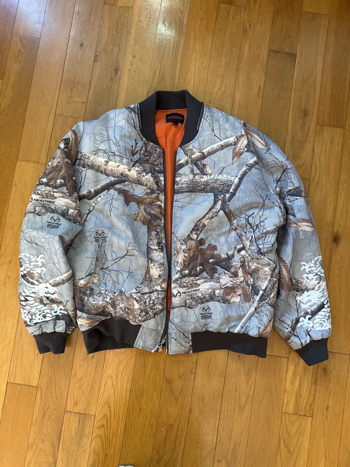 Pleasures Pleasures Real tree Bomber Size US L / EU 52-54 / 3 - 1 Thumbnail
