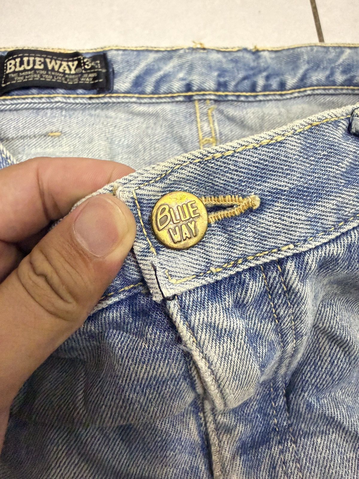 Japanese Brand Vintage Blue Way Distressed Bootcut Denim Jeans Size US 32 / EU 48 - 3 Thumbnail