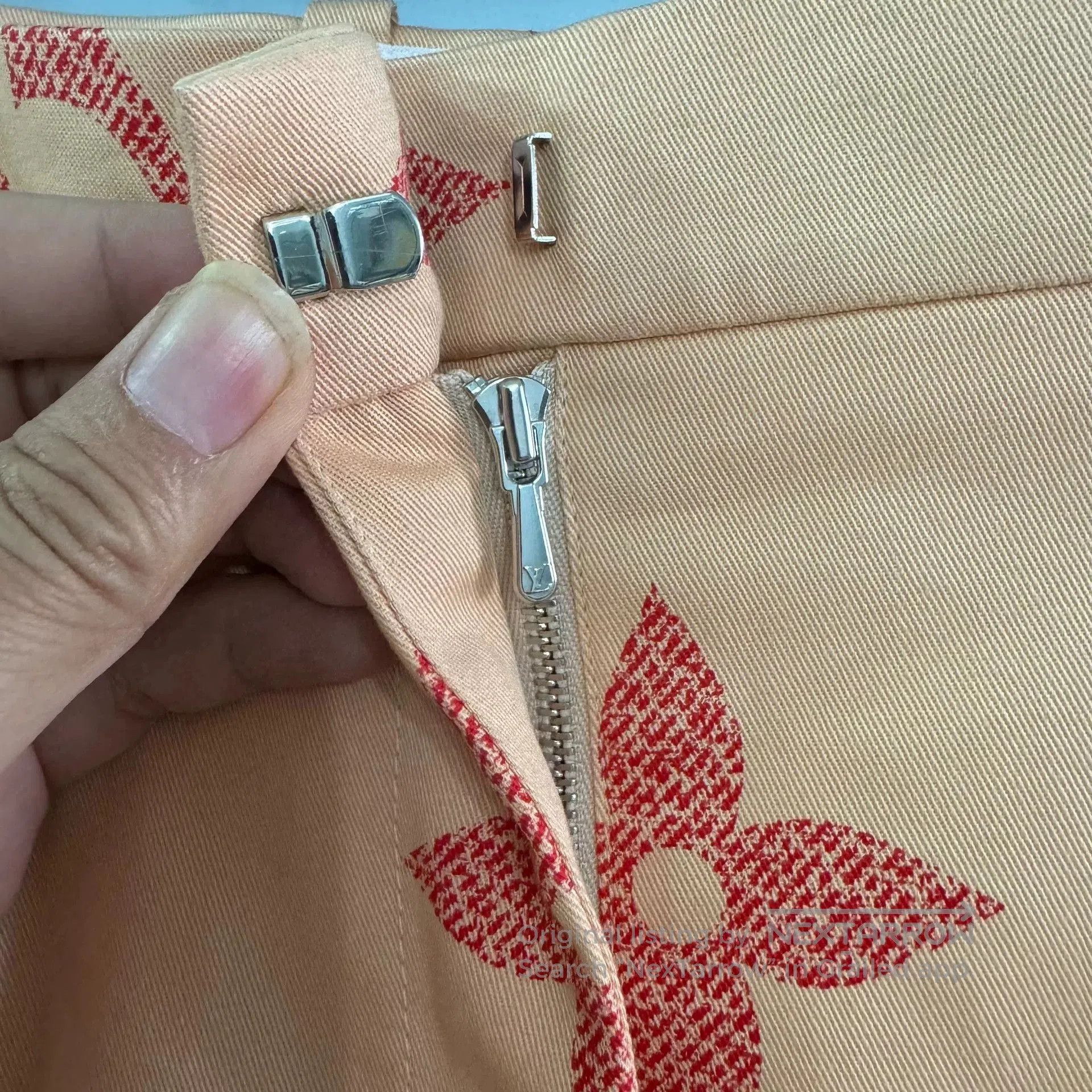 Louis Vuitton Louis Vuitton Orange Monogram Print Shorts. Size 35" - 6 Thumbnail
