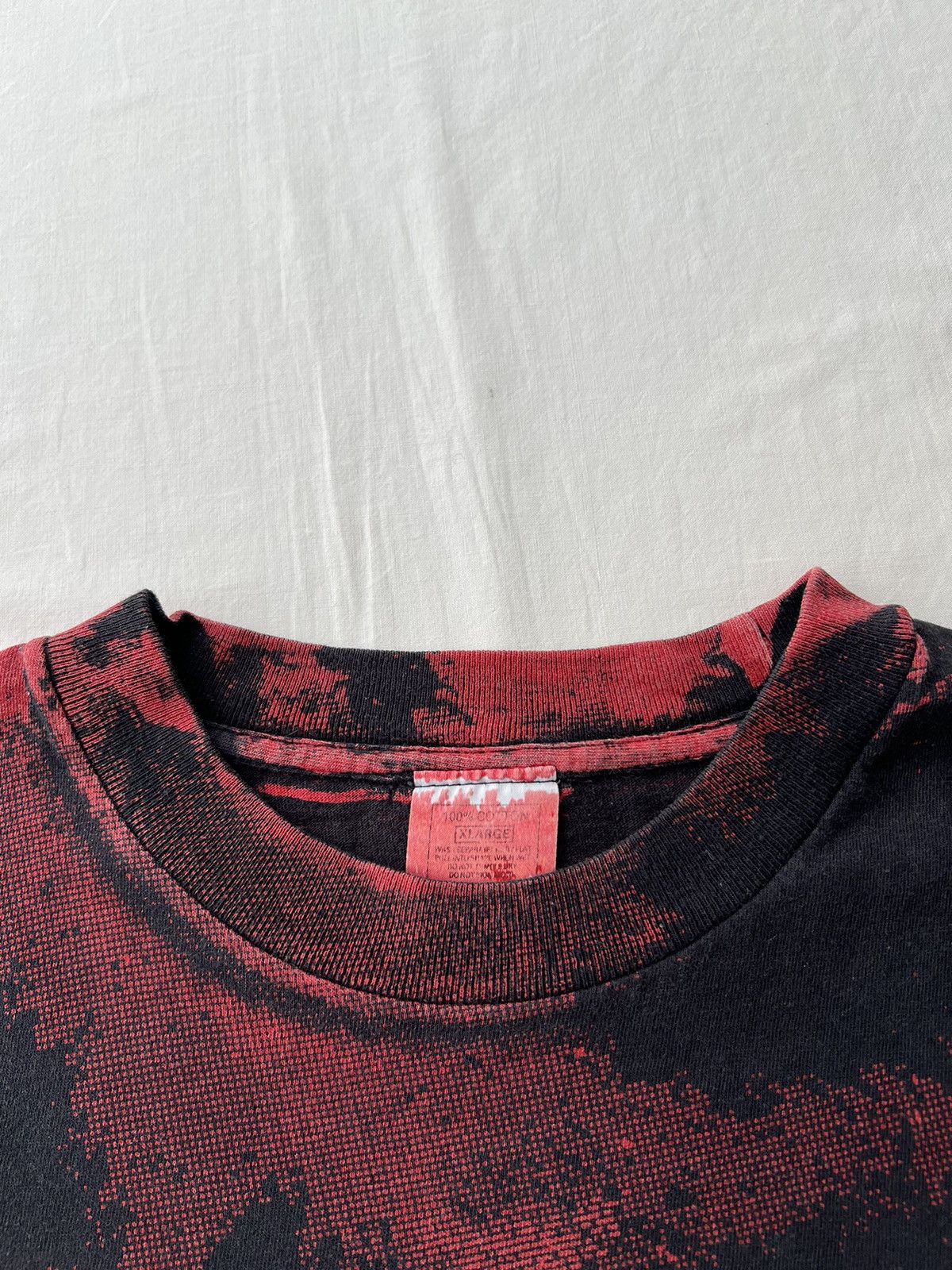Band Tees Vintage 1990 AC/DC ACDC The Razors Edge AOP T-shirt Size US XL / EU 56 / 4 - 10 Thumbnail