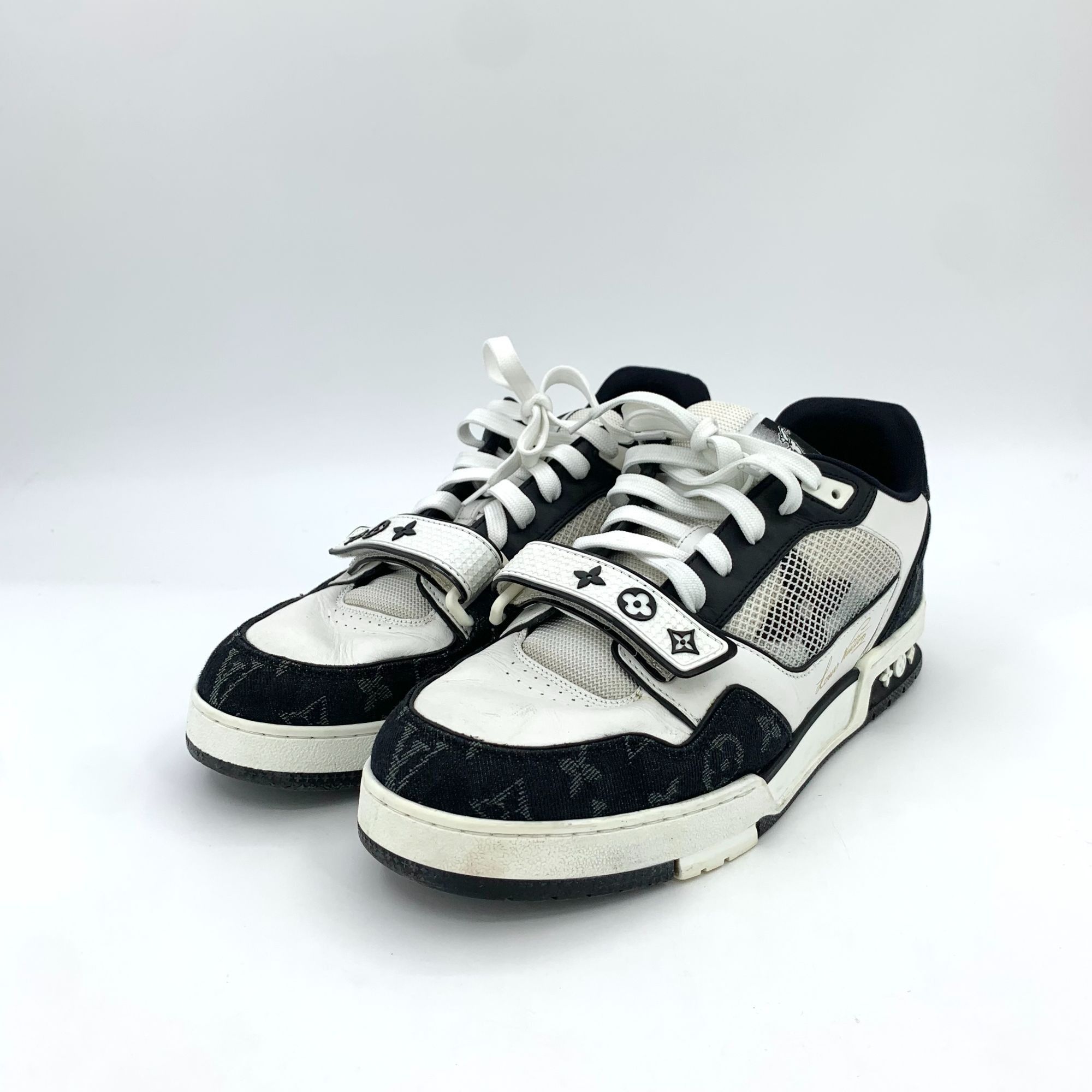 Louis Vuitton Louis Vuitton Mens Lv Trainer Sneakers Size 43 / 9 Black Whi Size US 9.5 / EU 42-43 - 9 Thumbnail