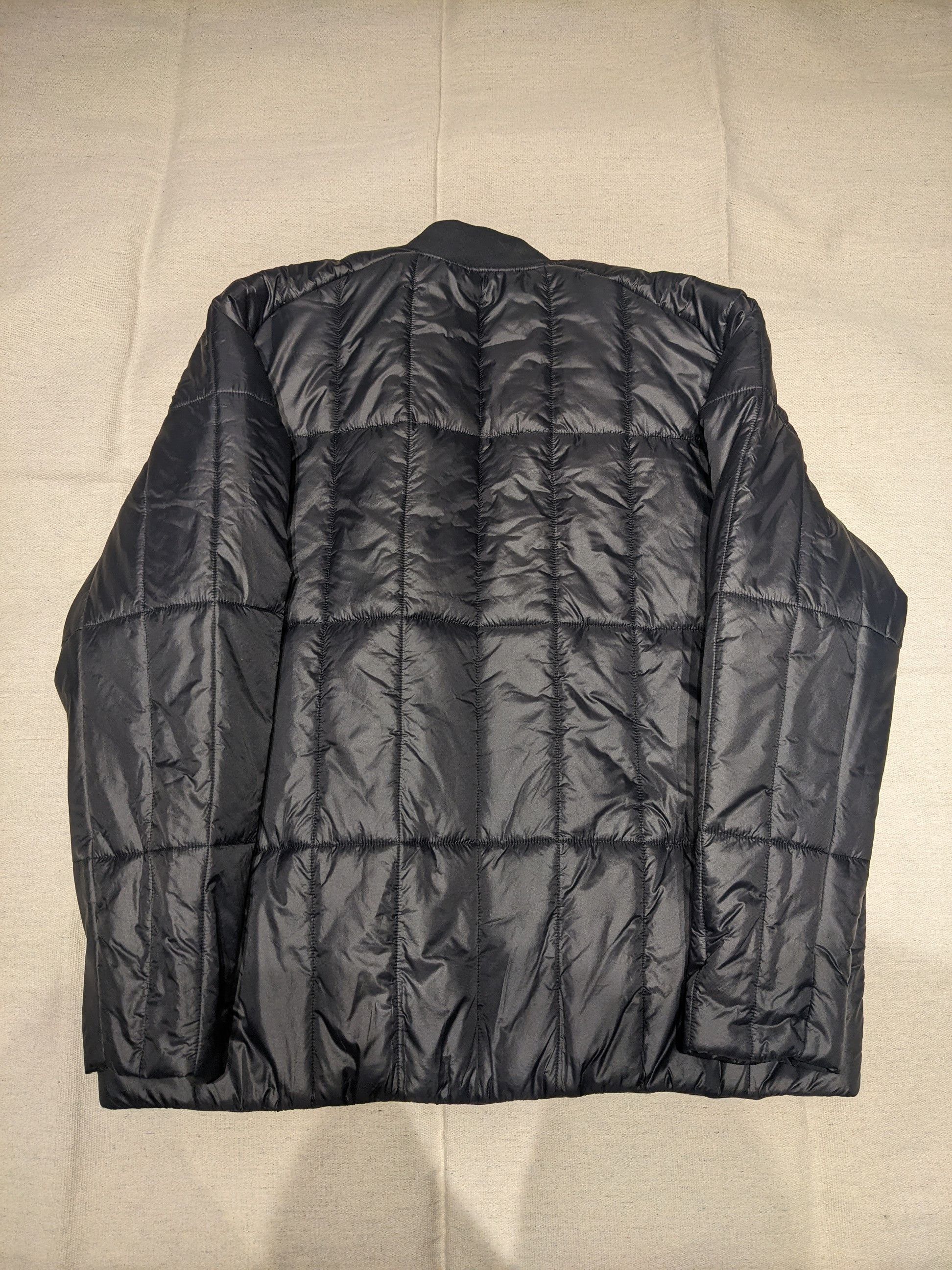 Lululemon Lululemon Maple Leafs Insulated Bomber Jacket mens XXL Size US XXL / EU 58 / 5 - 6 Thumbnail