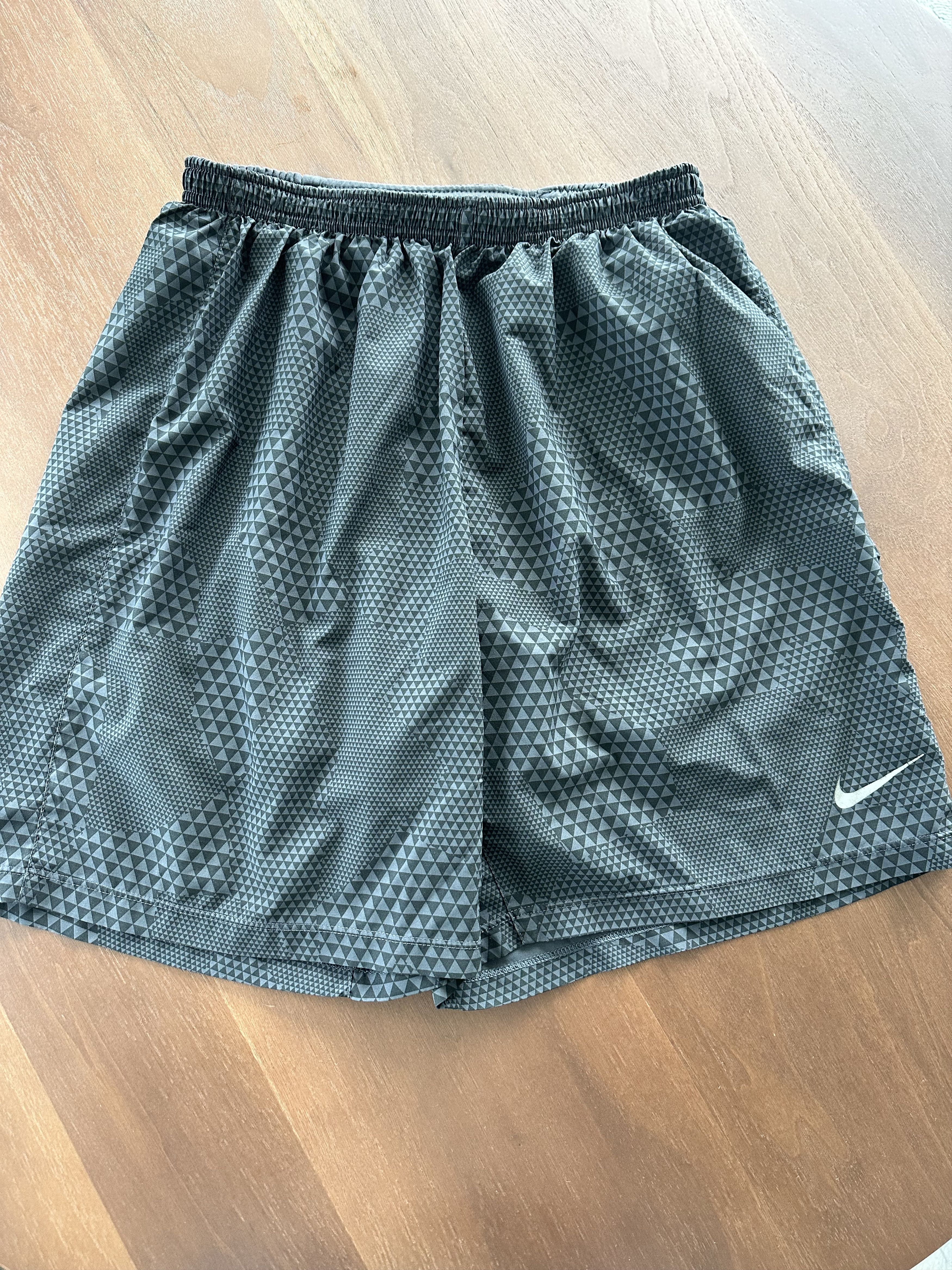 Nike Nike Lined Compression Running Shorts Grey (S) Size US 29 - 1 Thumbnail