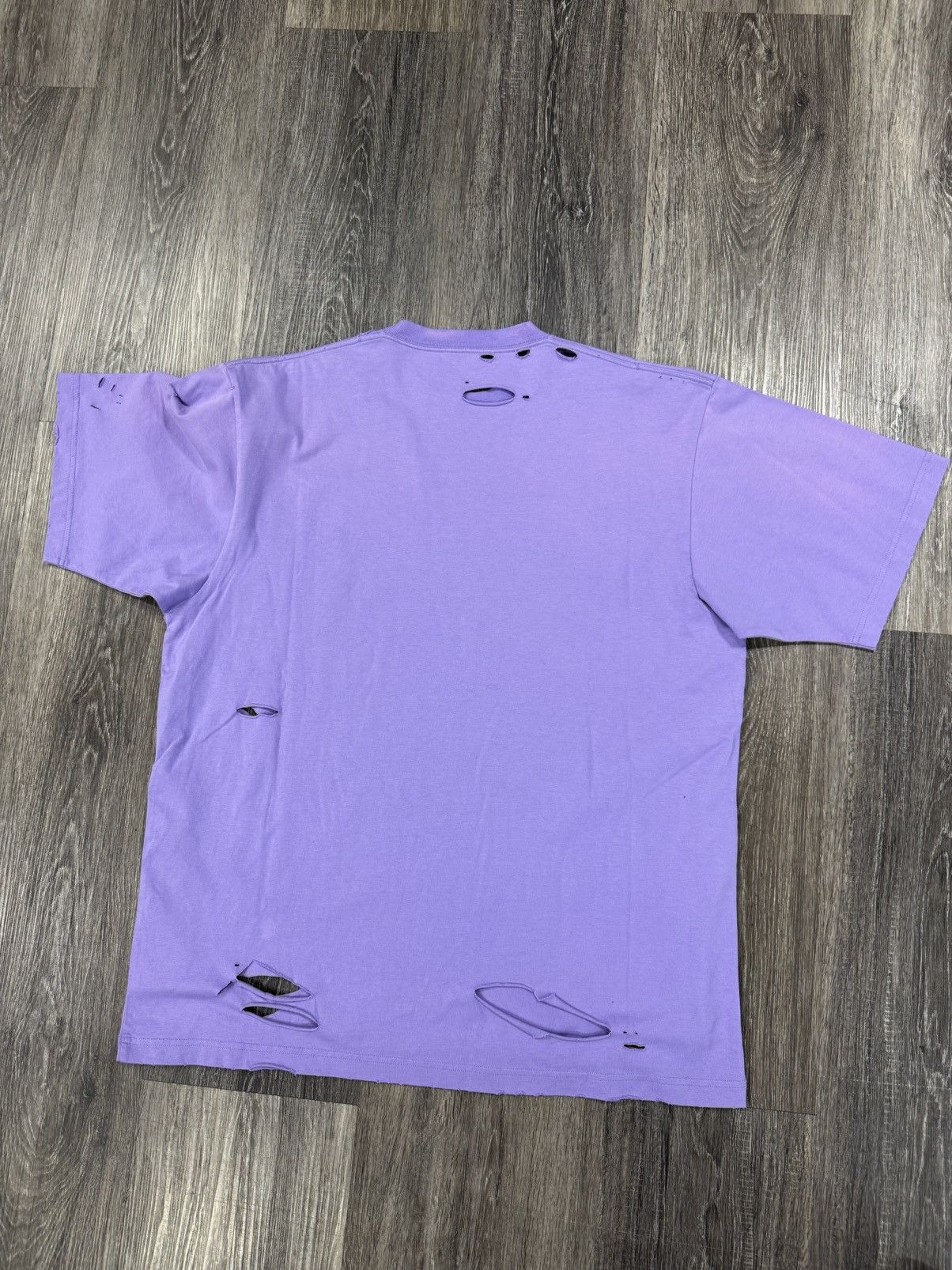 Balenciaga Balenciaga Distressed Logo T-Shirt Size US XS / EU 42 / 0 - 2 Thumbnail