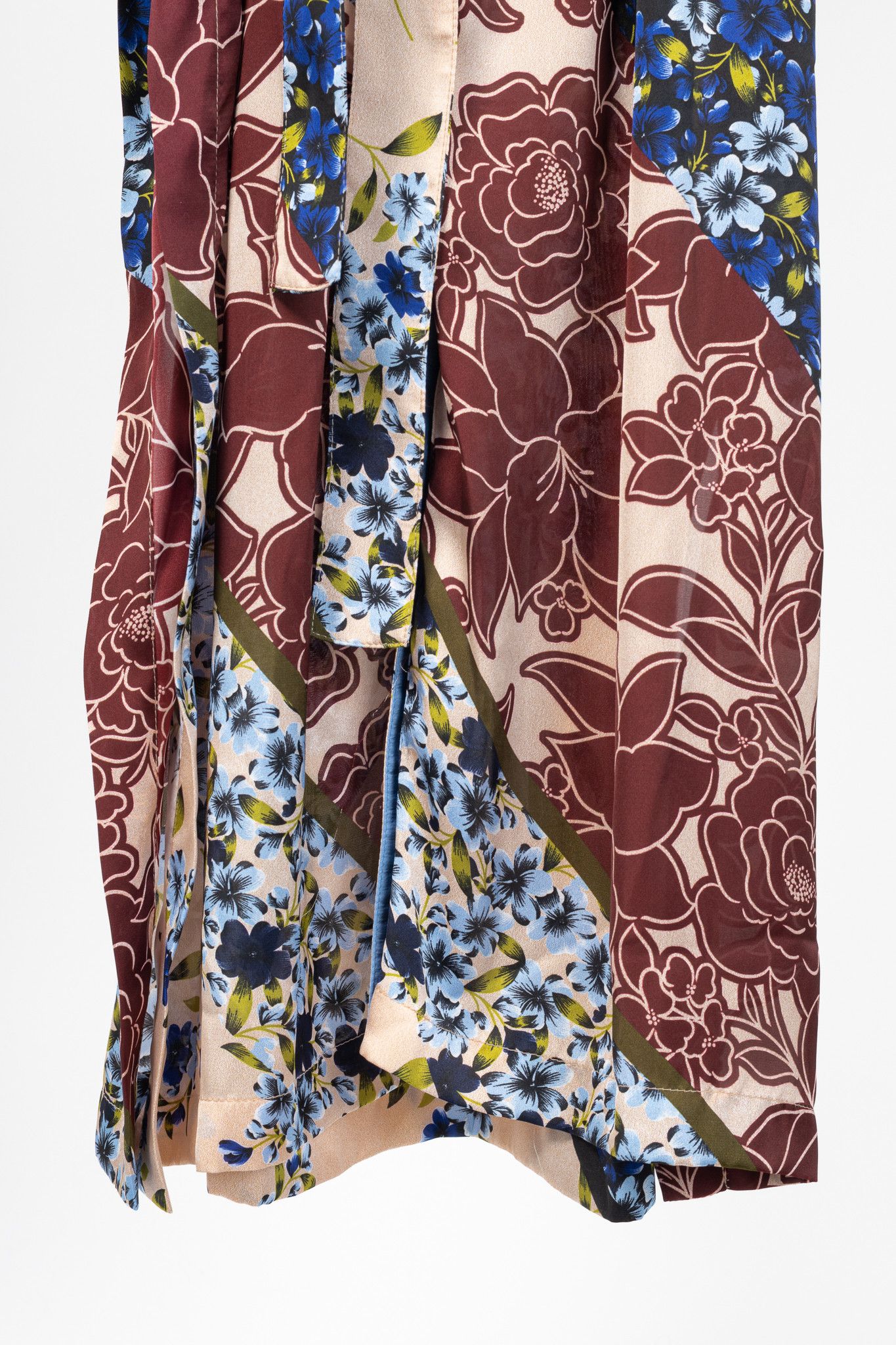 SMYTHE Smythe Multi Scarf Floral Print Belted Satin Shirt Dress Size XS / US 0-2 / IT 36-38 - 8 Thumbnail