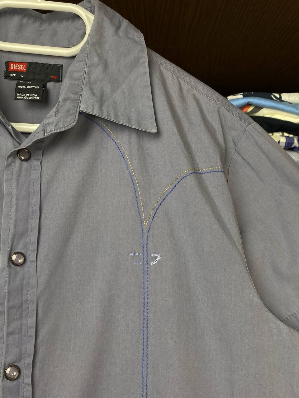 Diesel Vintage Diesel Embroidered Lines 00s Short Sleeve Shirt Size US S / EU 44-46 / 1 - 5 Thumbnail