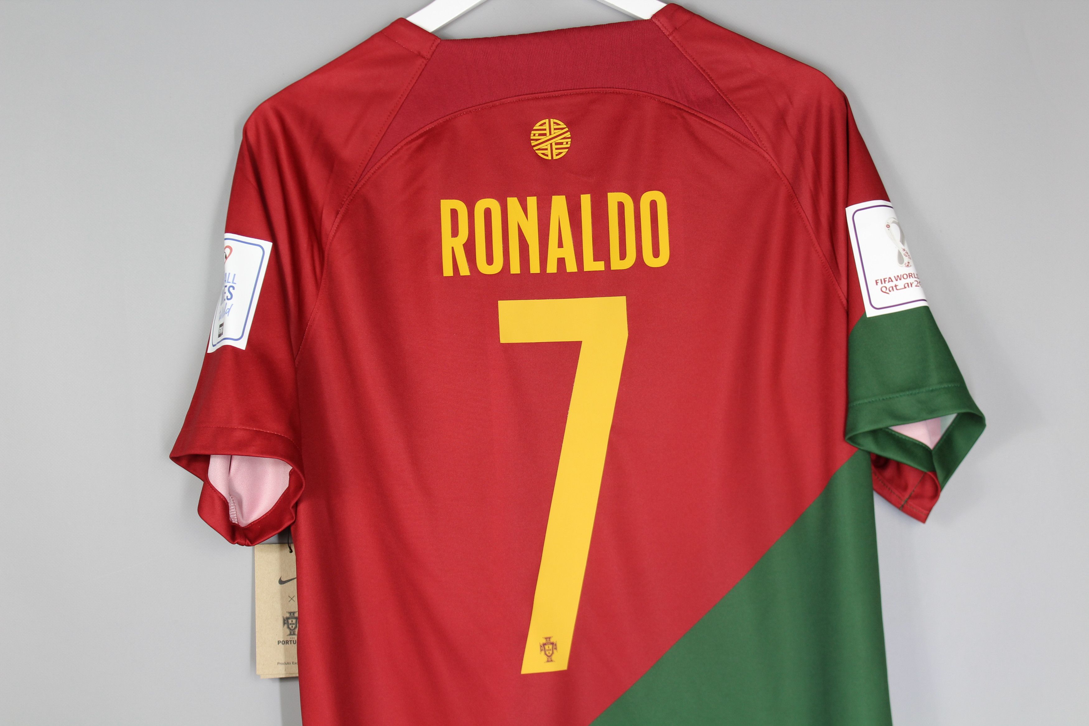 Nike 2022-23 Portugal hotsell Home Jersey- Red-Green Cristiano Ronaldo Size L