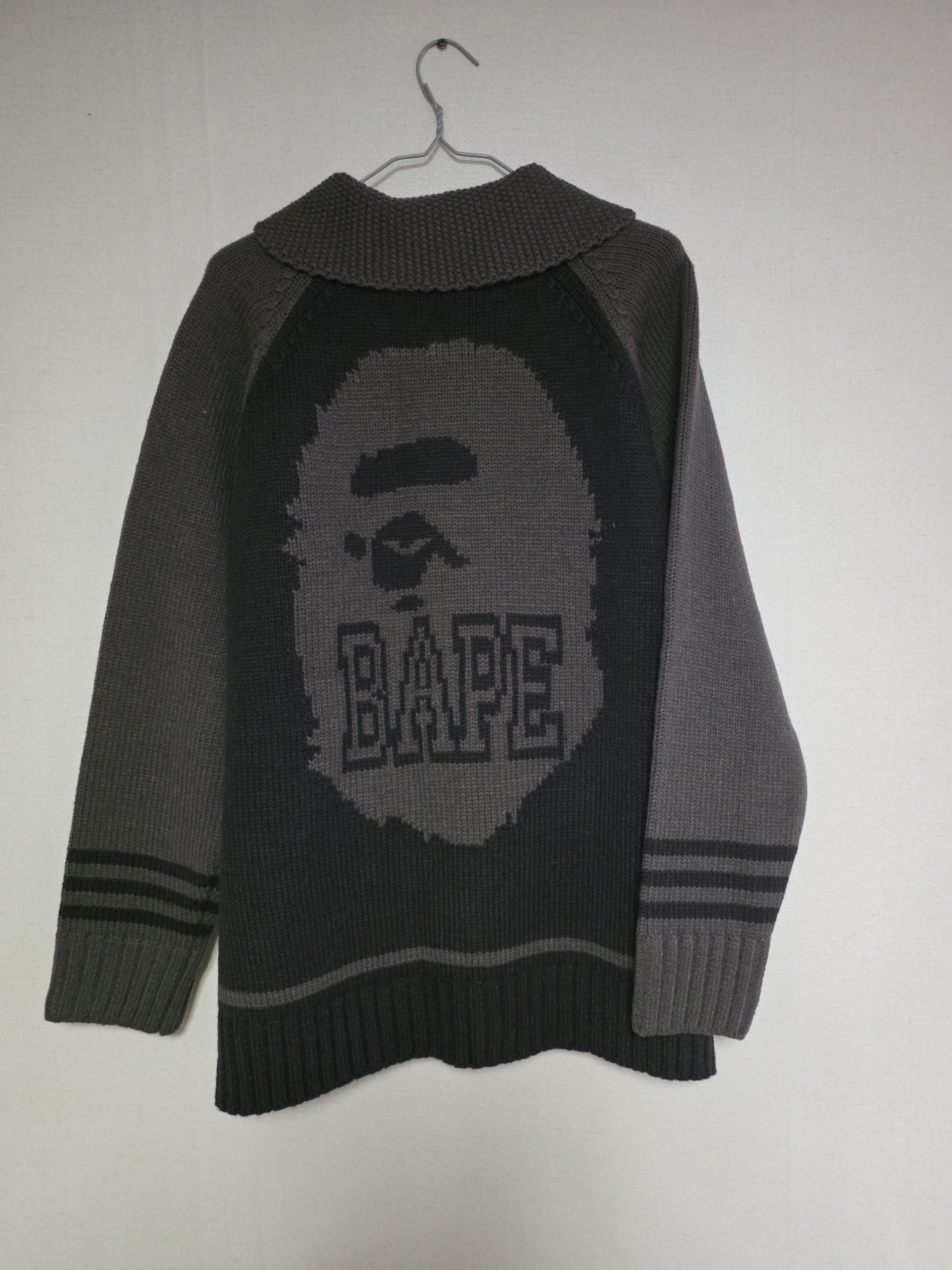 Bape BAPE 23FW Big Ape Head Cowichan Knit Sweater (Gray) Near New Size US XL / EU 56 / 4 - 2 Thumbnail