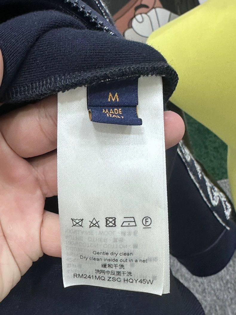 Louis Vuitton LOUIS VUITTON Classic Embroidered Logo Design jacket Size US M / EU 48-50 / 2 - 5 Thumbnail