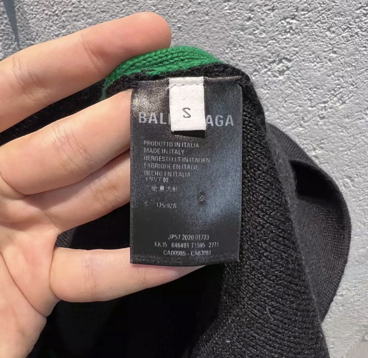 Balenciaga Balenciaga 7-language sweater2412-Nextarrow Size US S / EU 44-46 / 1 - 4 Thumbnail