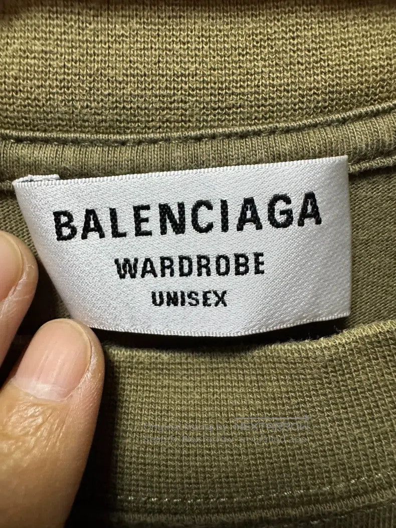 Balenciaga Balenciaga Embroidered Coke Round Neck Loose Short Sleeve Size US S / EU 44-46 / 1 - 3 Thumbnail