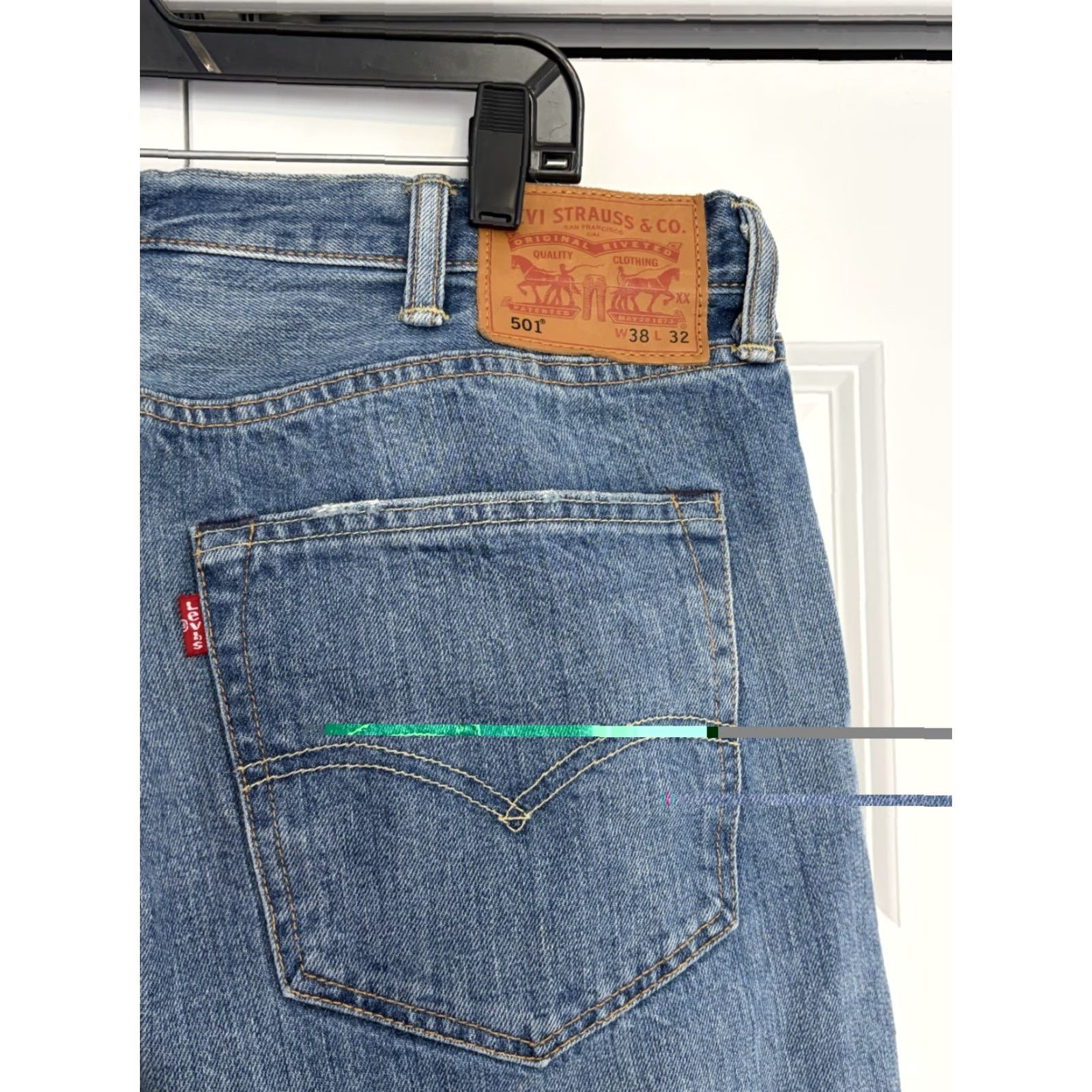 Levi's Levi's 501 Original Straight Jeans Mens 38x32 Blue Denim Button Fly 5-Pocket Regular Rise Mid Classic Straight Style Vintage No Else Size US 38 / EU 54 - 4 Thumbnail