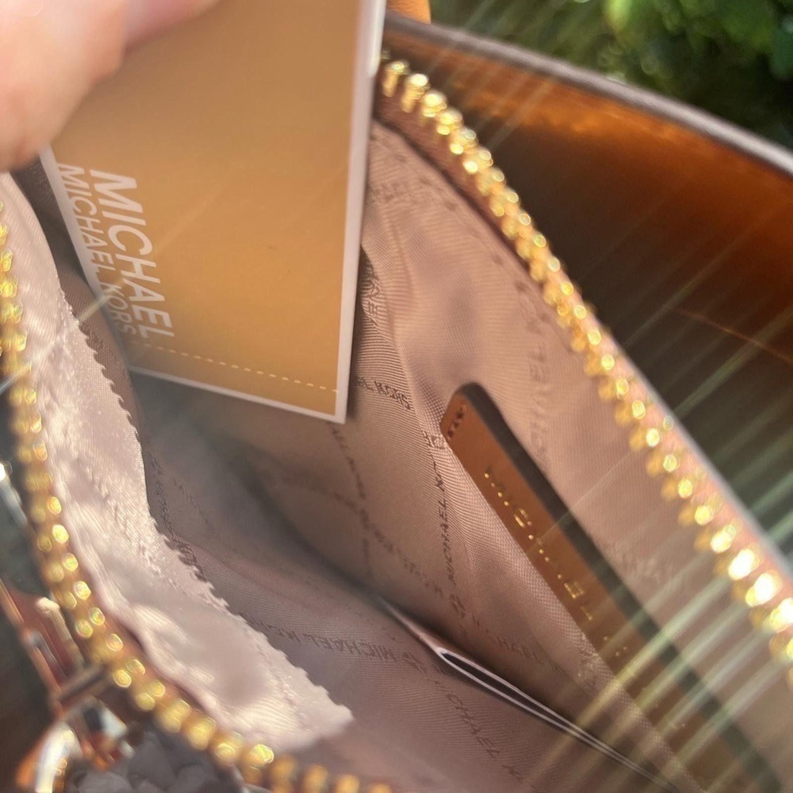 Michael Kors Michael Kors Small Maple Satchel With Crossbody Strap Size ONE SIZE - 7 Thumbnail