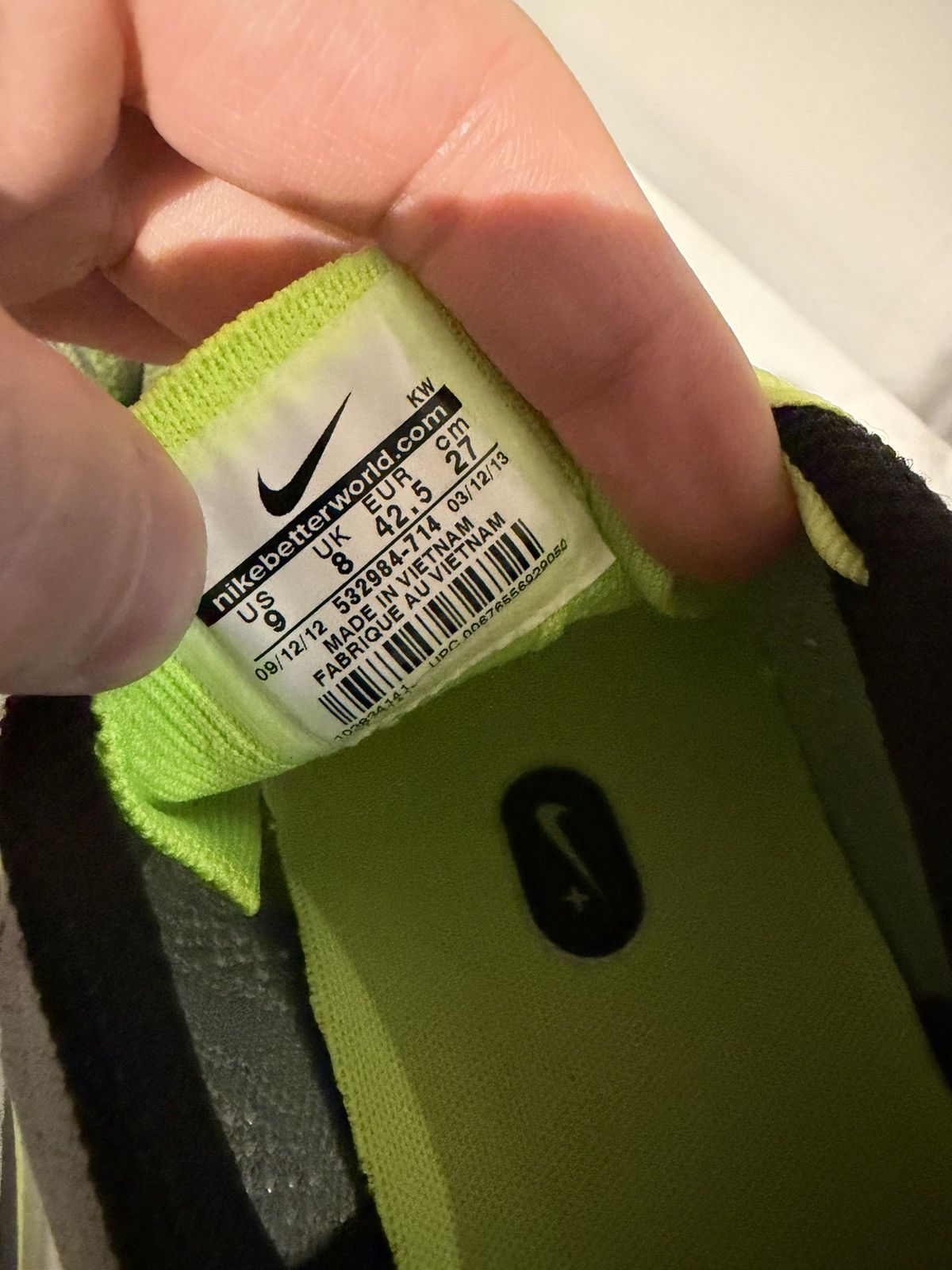 Nike Nike Flyknit Trainer Volt White sz 9 Size US 9 / EU 42 - 6 Thumbnail