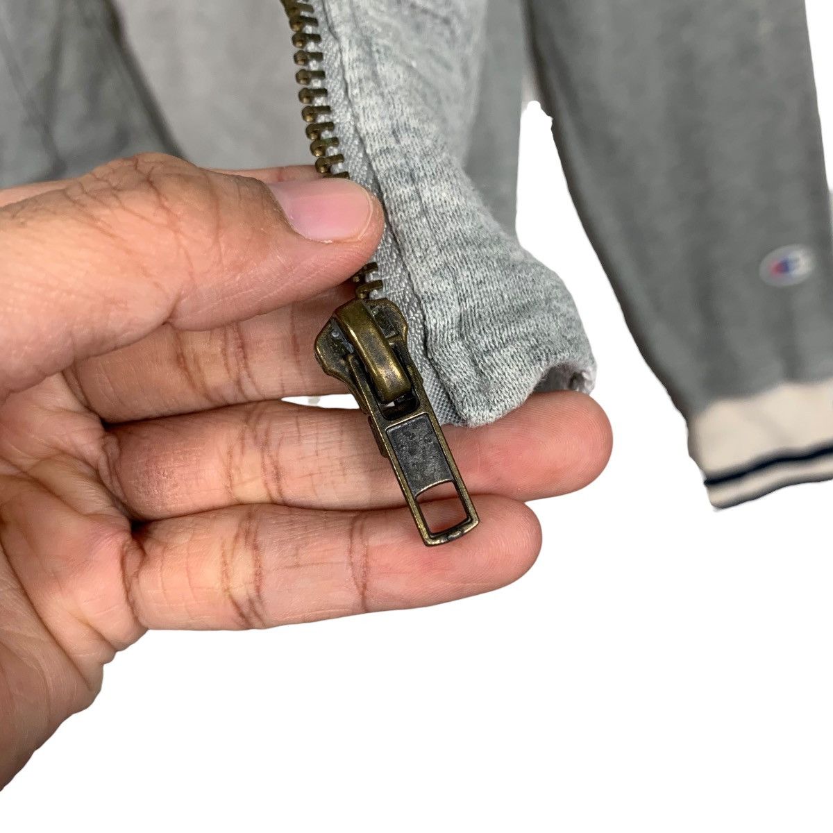 Champion Repro Vtg CHAMPION Sacrament 47th Track Sweater #2205-C97 Size US L / EU 52-54 / 3 - 14 Thumbnail