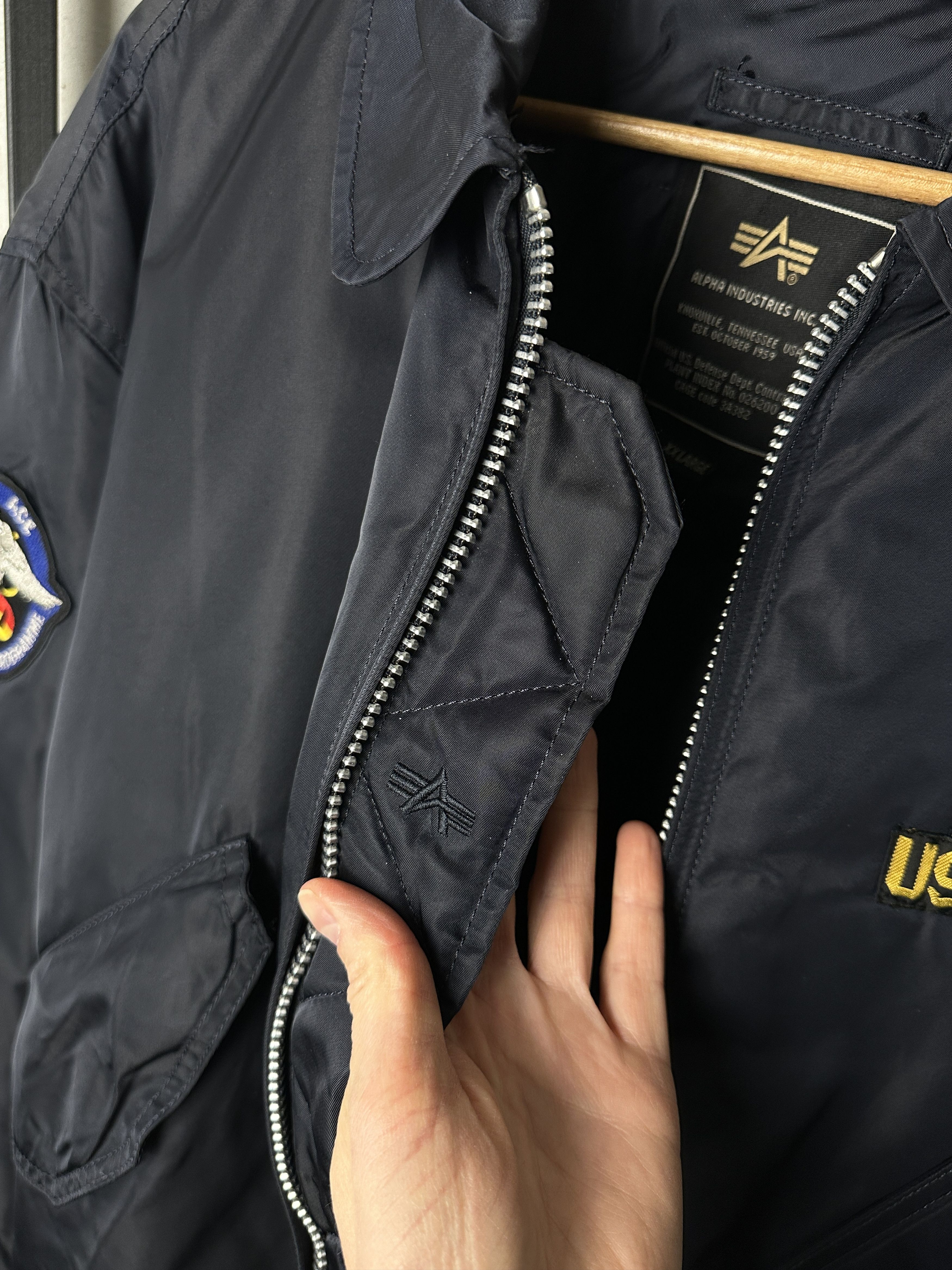 Alpha Industries Vintage Alpha Industries USAF With Patches Bomber Jacket Size US XXL / EU 58 / 5 - 8 Thumbnail
