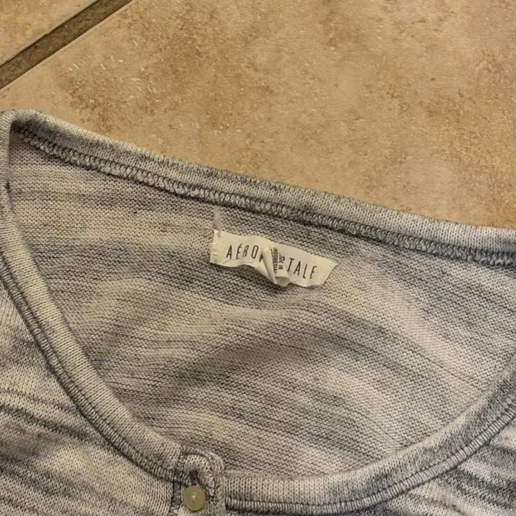 Aeropostale Aeropostale vintage y2k style cute slim fit shirts size xs Size XS / US 0-2 / IT 36-38 - 2 Thumbnail