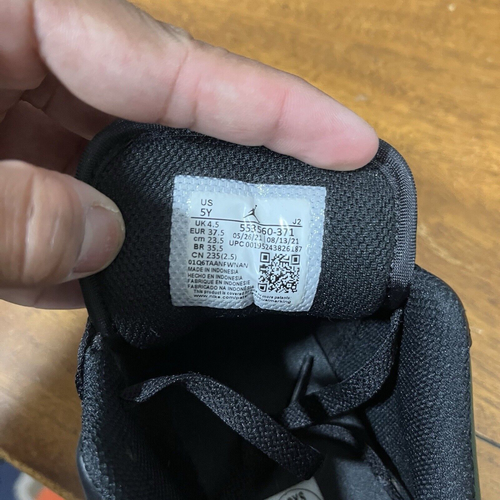 Jordan Brand Size 5Y = 6.5 Women’s- Jordan 1 Low Green Toe 2021 Size US 6.5 / IT 36.5 - 8 Thumbnail