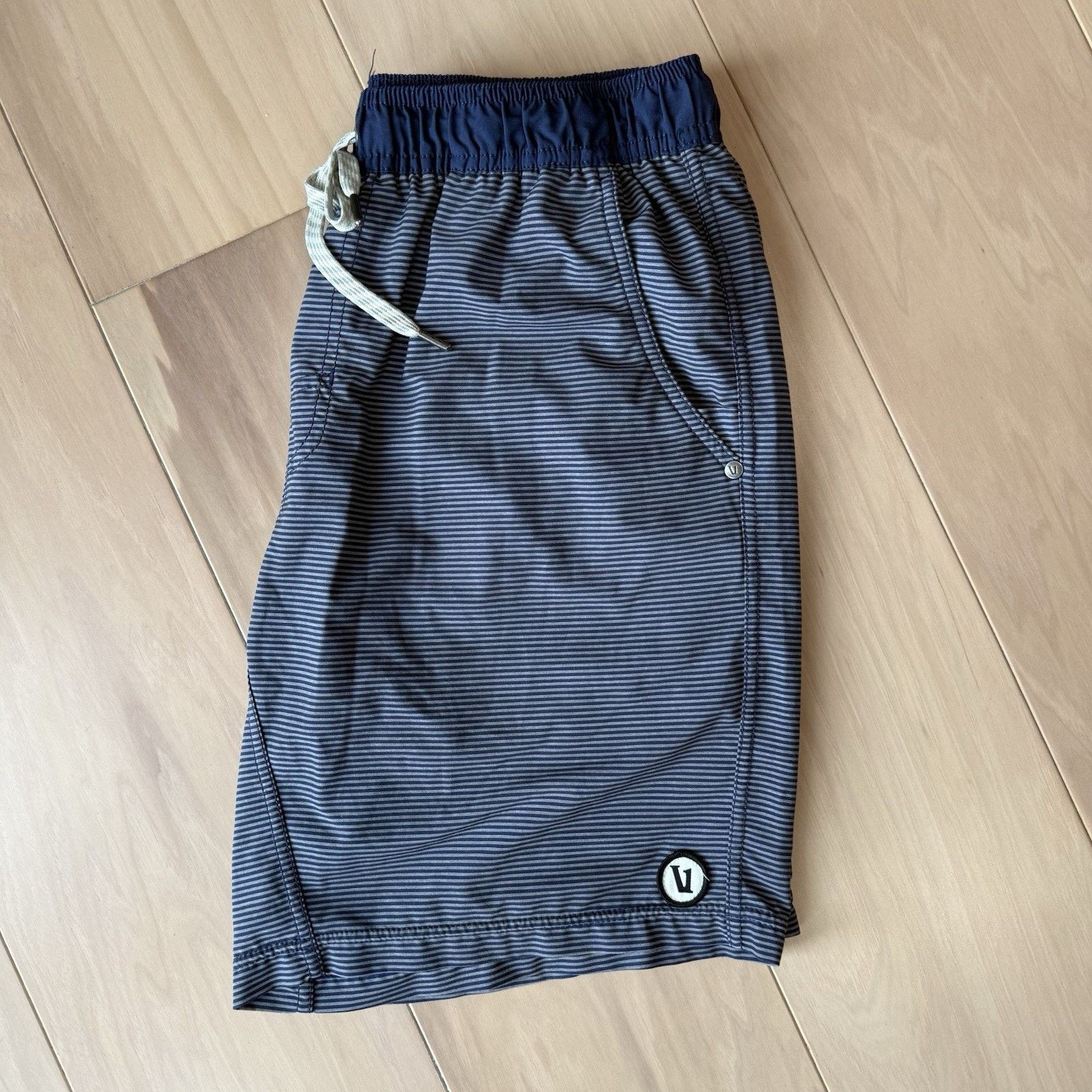 Vuori Vuori Kore Shorts Large Blue Lightweight Workout Athleisure Size US 28 / EU 44 - 2 Thumbnail