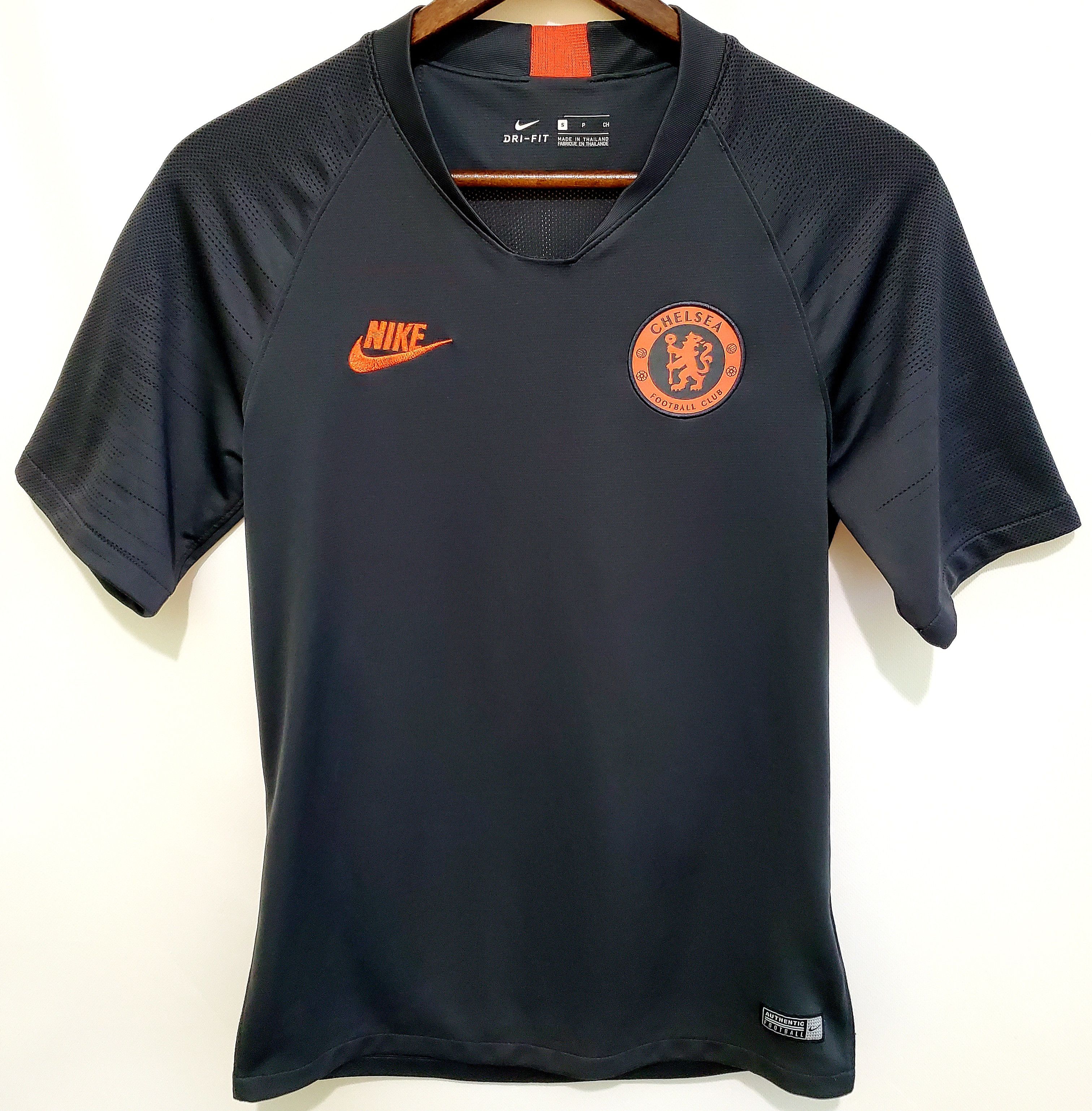 Chelsea Soccer × Nike 2019-2020 Chelsea Nike Soccer jersey size S Size US S / EU 44-46 / 1 - 1 Thumbnail