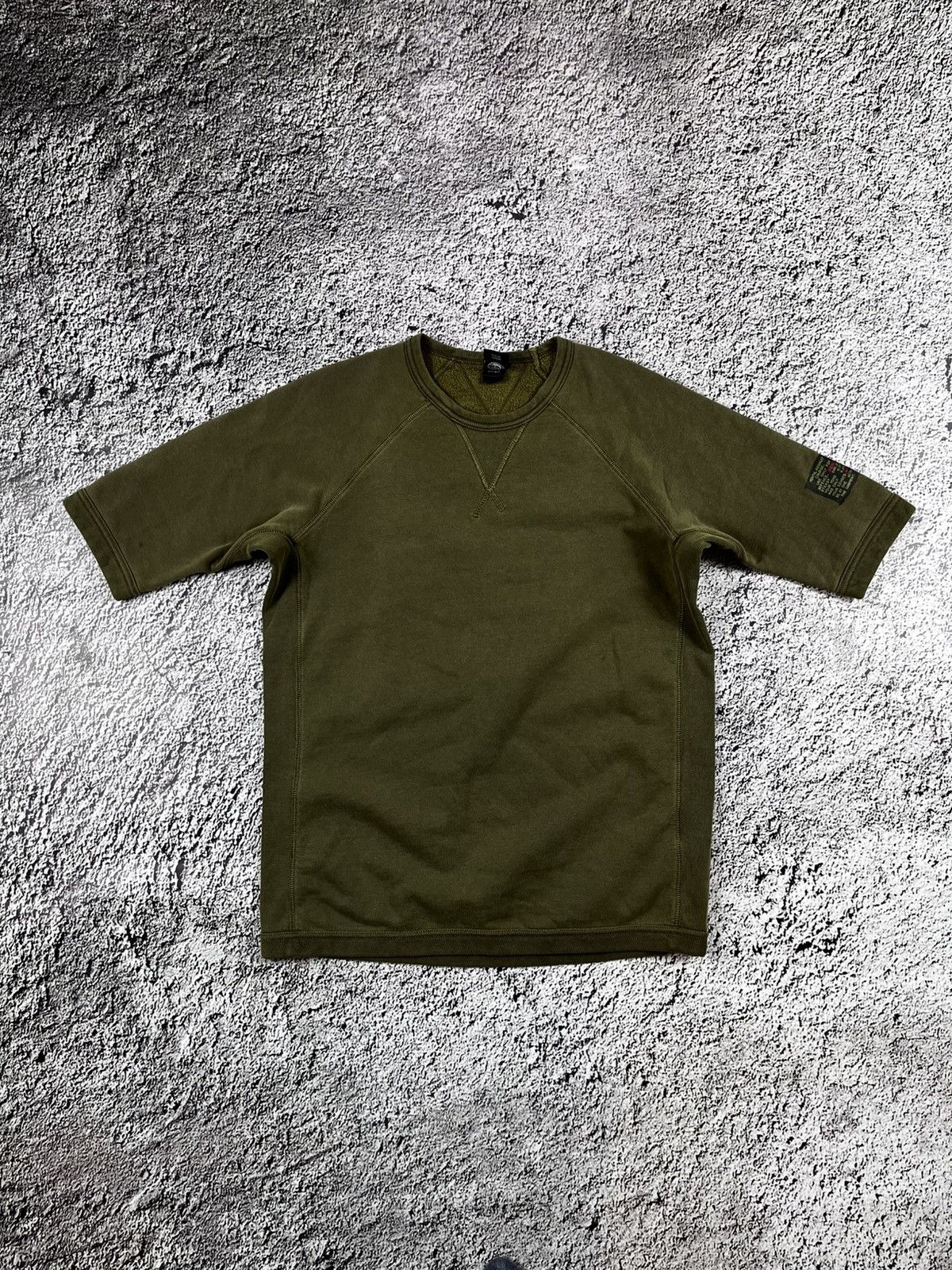 Diesel Diesel Y2K Vintage Crewneck Short Sleeve Sweatshirt size M Size US M / EU 48-50 / 2 - 1 Thumbnail