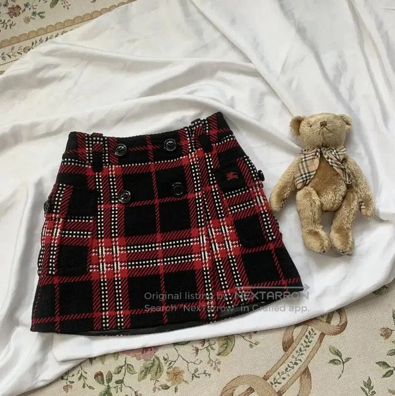 Burberry Burberry Red Wool Check Skirt for Women. Size 23" - 1 Thumbnail
