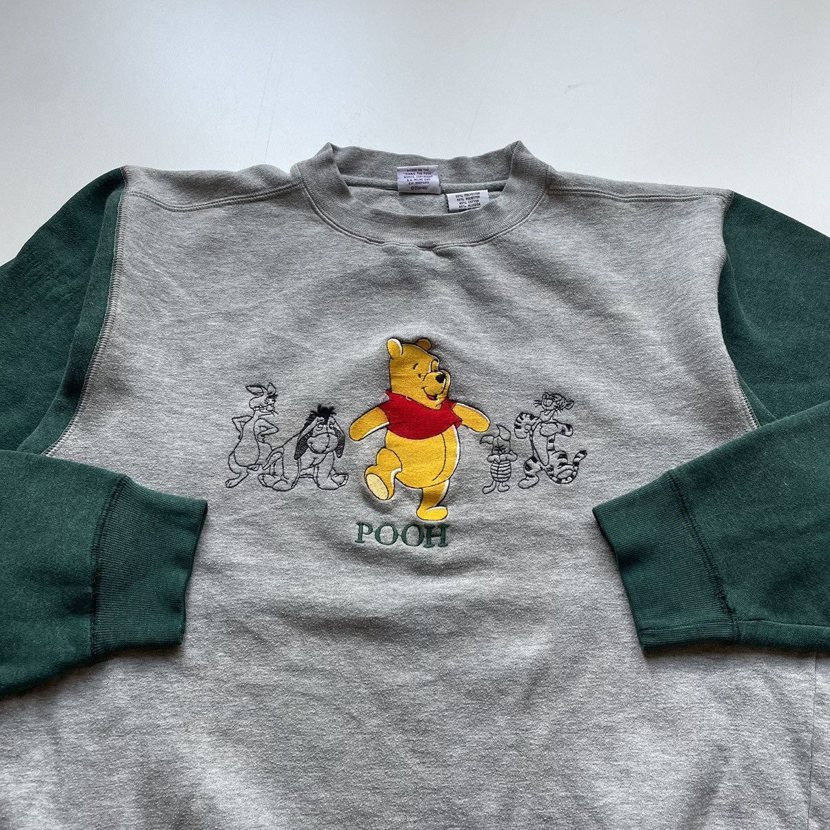 Disney × Vintage Vintage 2000s Winnie The Pooh Embroidered Graphic Crewneck Size L / US 10 / IT 46 - 2 Thumbnail