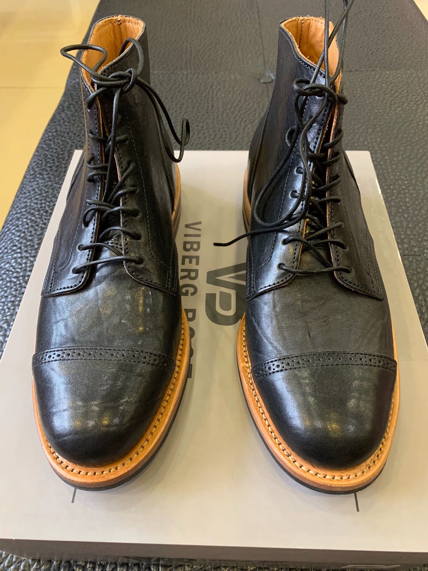 Viberg VIBERG 2030 Horsehide VB US9 Never Worn Authentic Size US 9 / EU 42 - 1 Thumbnail