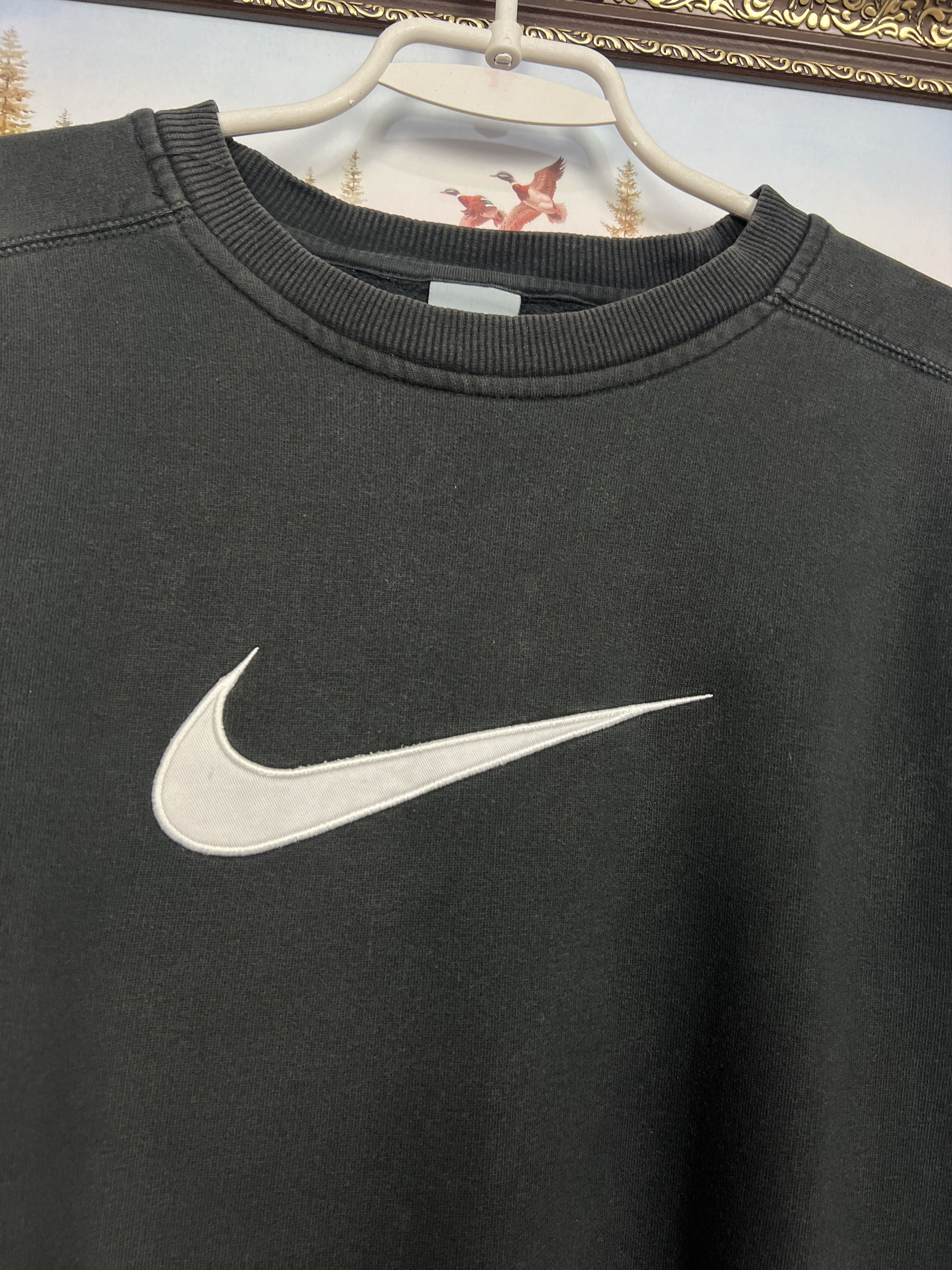 Nike Vintage 2000's Big Swoosh Center Logo Sweatshirt Crewneck Size US M / EU 48-50 / 2 - 3 Thumbnail