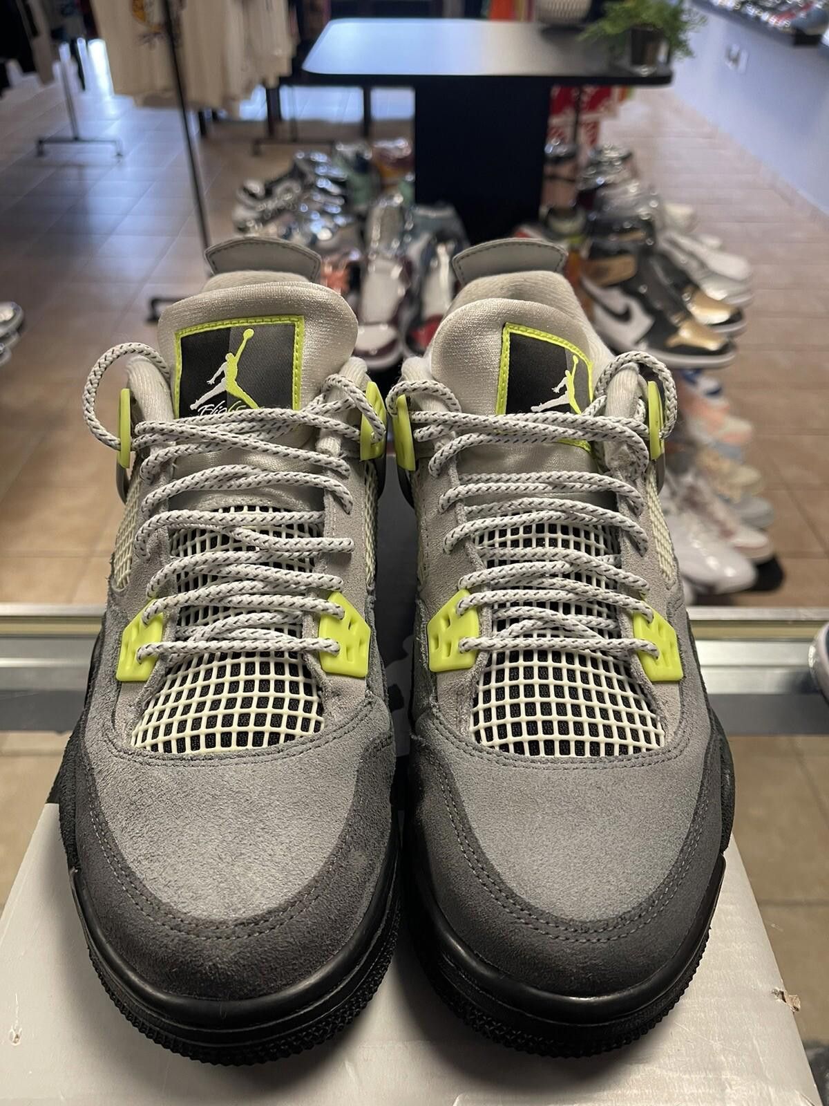 Jordan Brand Jordan 4 Retro SE 95 Neon 2020 Size 7y/8.5w Volt CT5343-007 Size US 7 / EU 40 - 2 Thumbnail