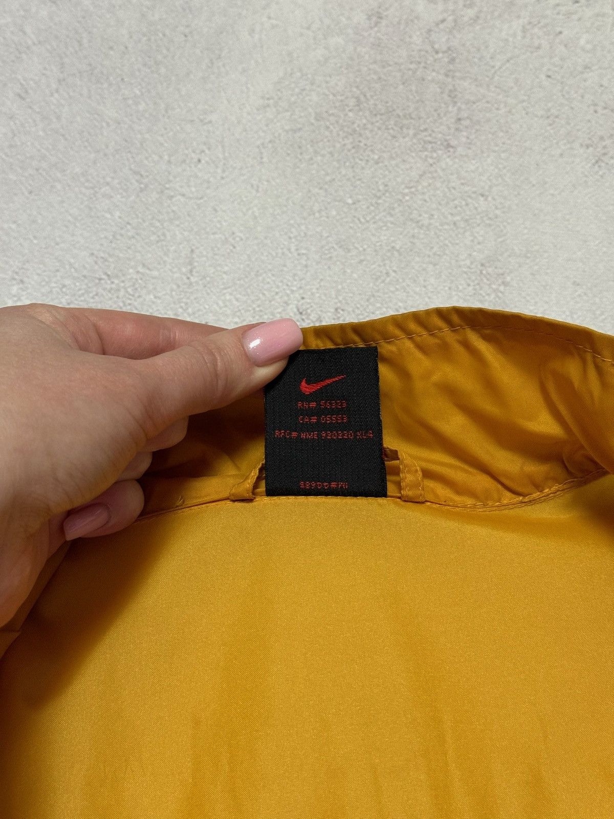 Vintage Vintage Nike Jacket Windbreaker Nylon Big Logo Baggy Y2K 90s Size US XXL / EU 58 / 5 - 9 Thumbnail