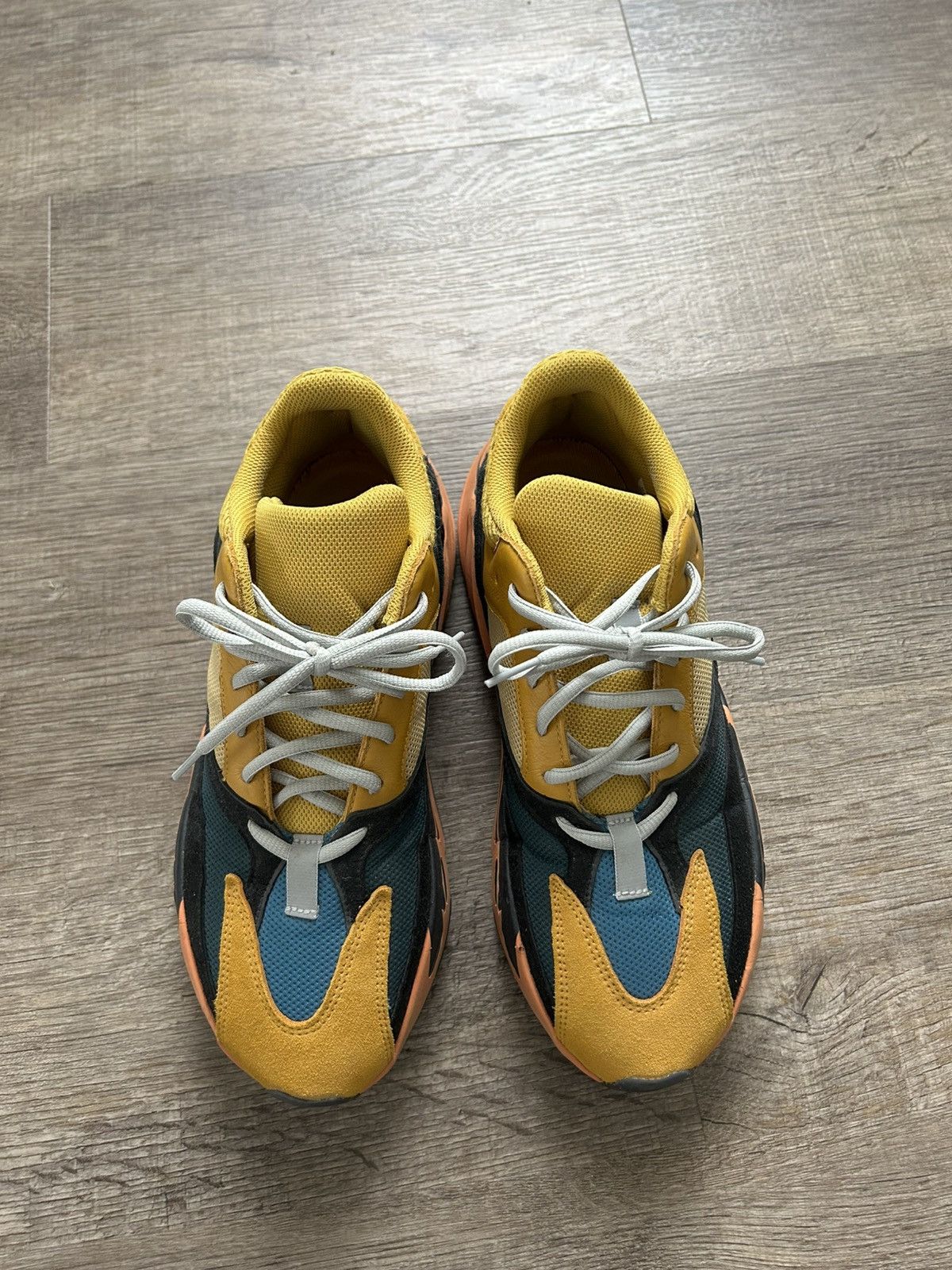 Yeezy Yeezy 700 Sun Size US 10.5 / EU 43-44 - 5 Thumbnail