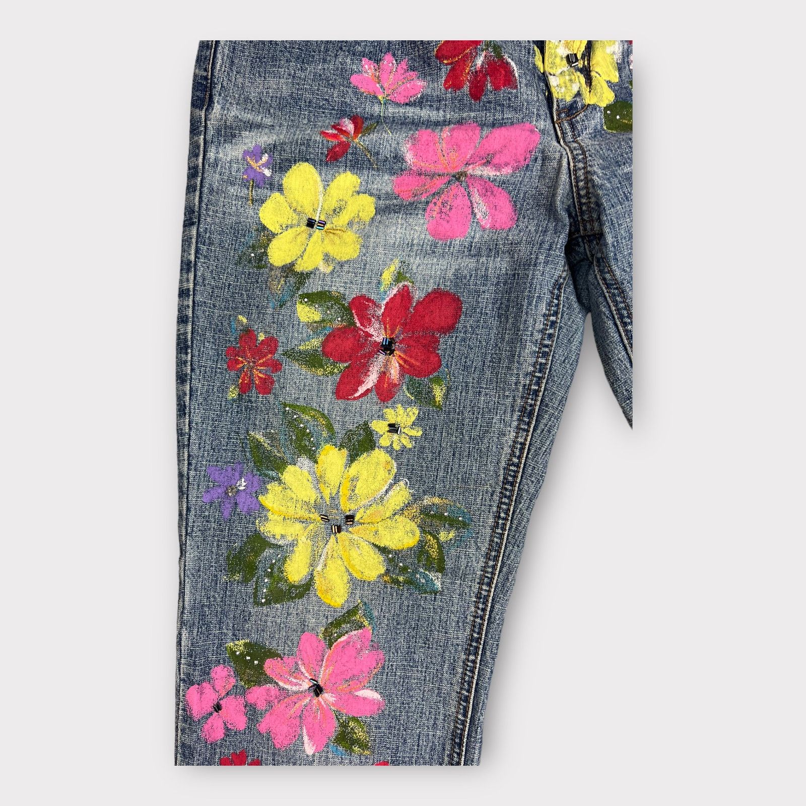 Express Express | Vintage Y2K Painted Embellished Jeans | 5/6 Size 28" / US 6 / IT 42 - 8 Thumbnail