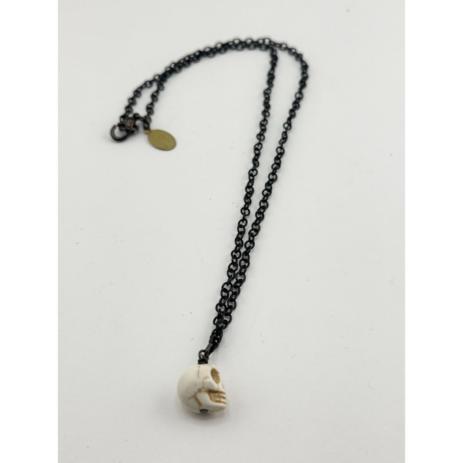 Vintage Vintage white howlite skull Halloween chain necklace Size ONE SIZE - 2 Thumbnail