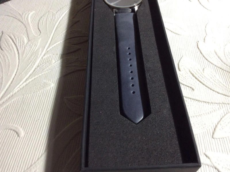 Designer Unknown silver dial leather strap watch Size ONE SIZE - 8 Thumbnail