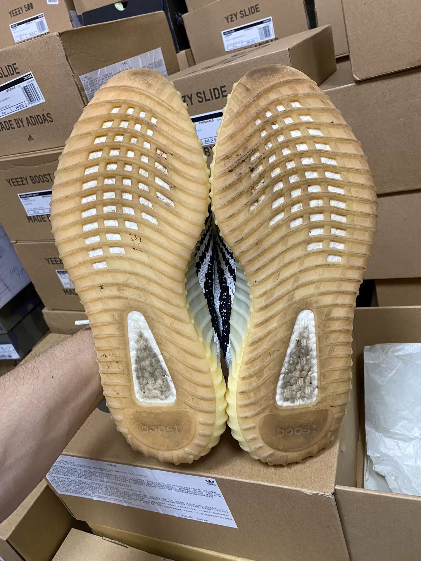 Adidas Adidas YEEZY350 White Lowtop Sneakers 9 Men Size US 9 / EU 42 - 1 Thumbnail