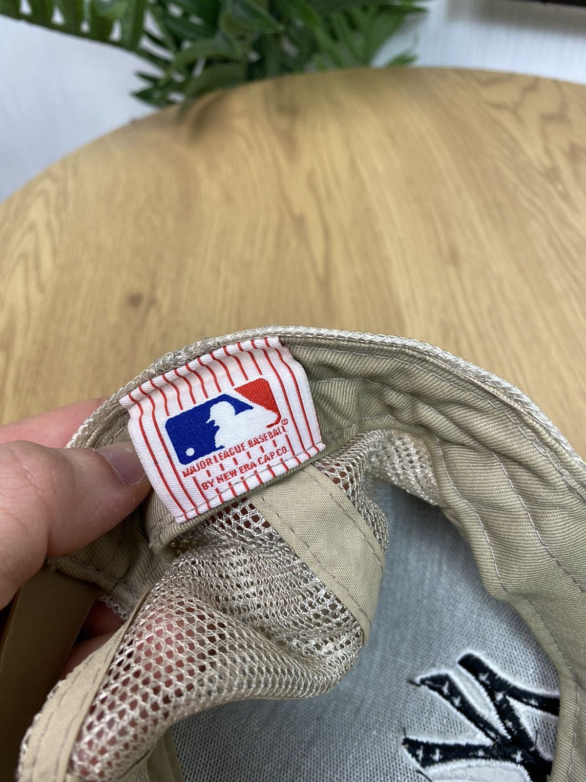New Era New York Yankees New Era Camo Trucker Hat Unisex OS Cap Size ONE SIZE - 11 Thumbnail