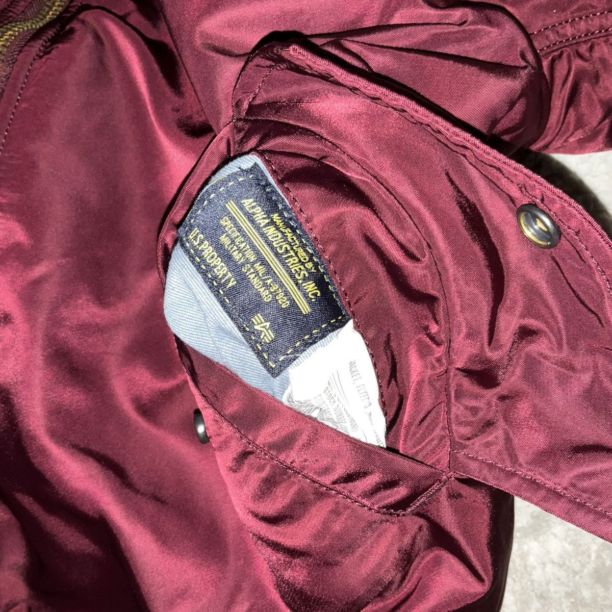 Other Alpha Industries Bomber Jacket Burgandy Size US L / EU 52-54 / 3 - 4 Thumbnail