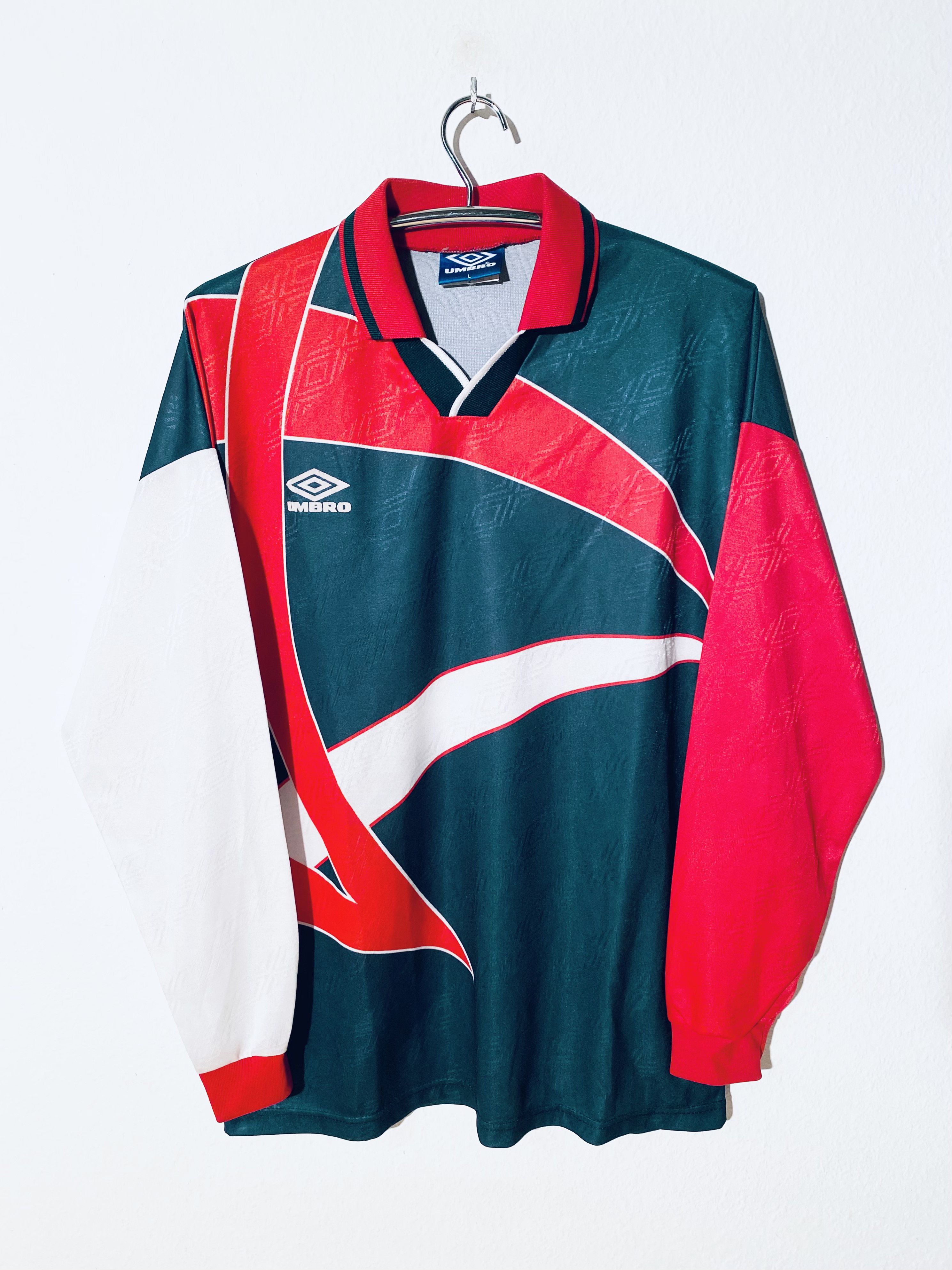Umbro × Vintage 90´s Umbro 90s Vintage Template Football Shirt Long Sleeves Size US L / EU 52-54 / 3 - 1 Thumbnail